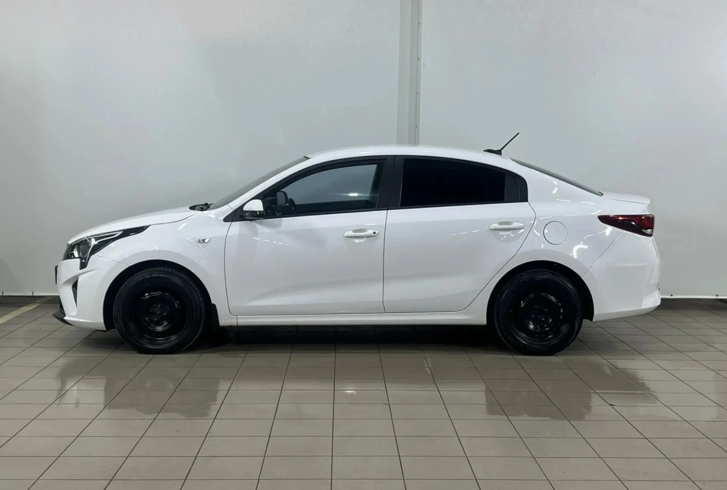 Kia Rio, 2021