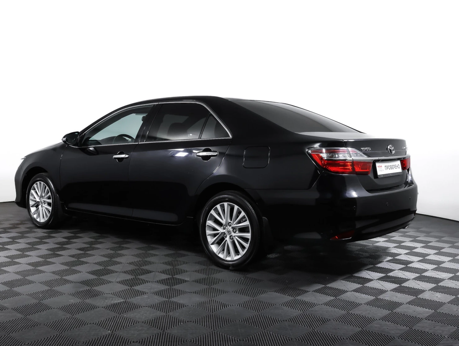 Toyota Camry, 2015