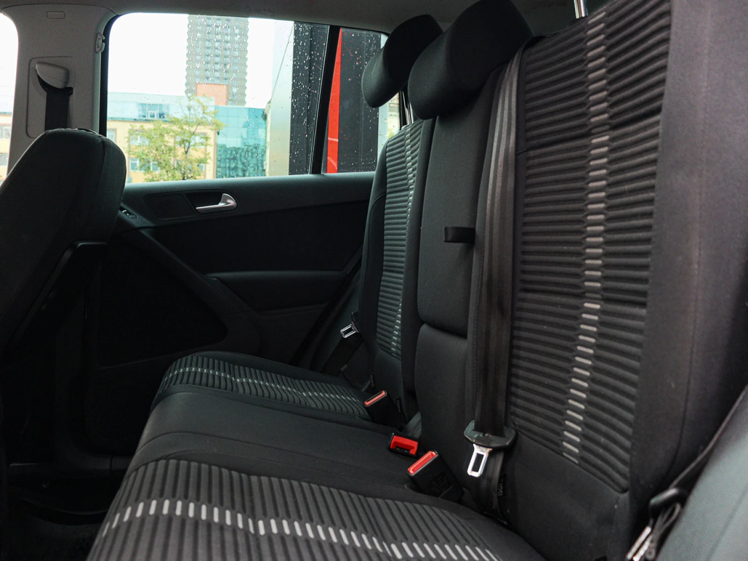 Volkswagen Tiguan, 2011