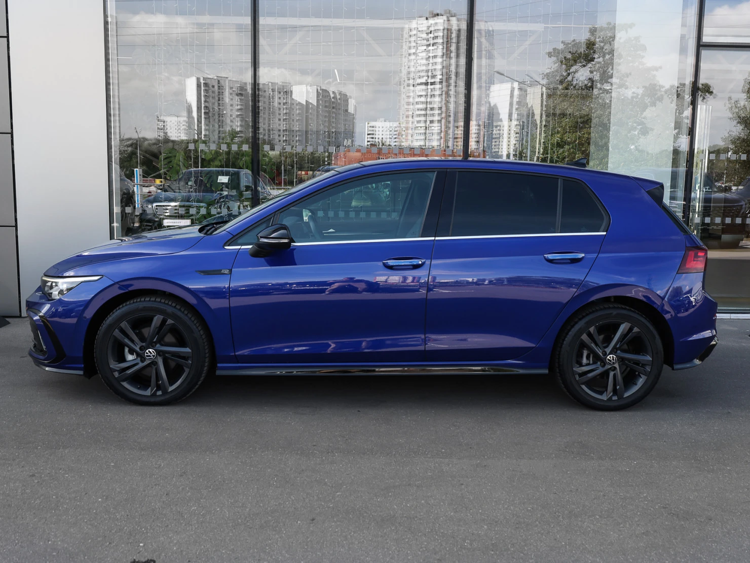 Volkswagen Golf, 2022