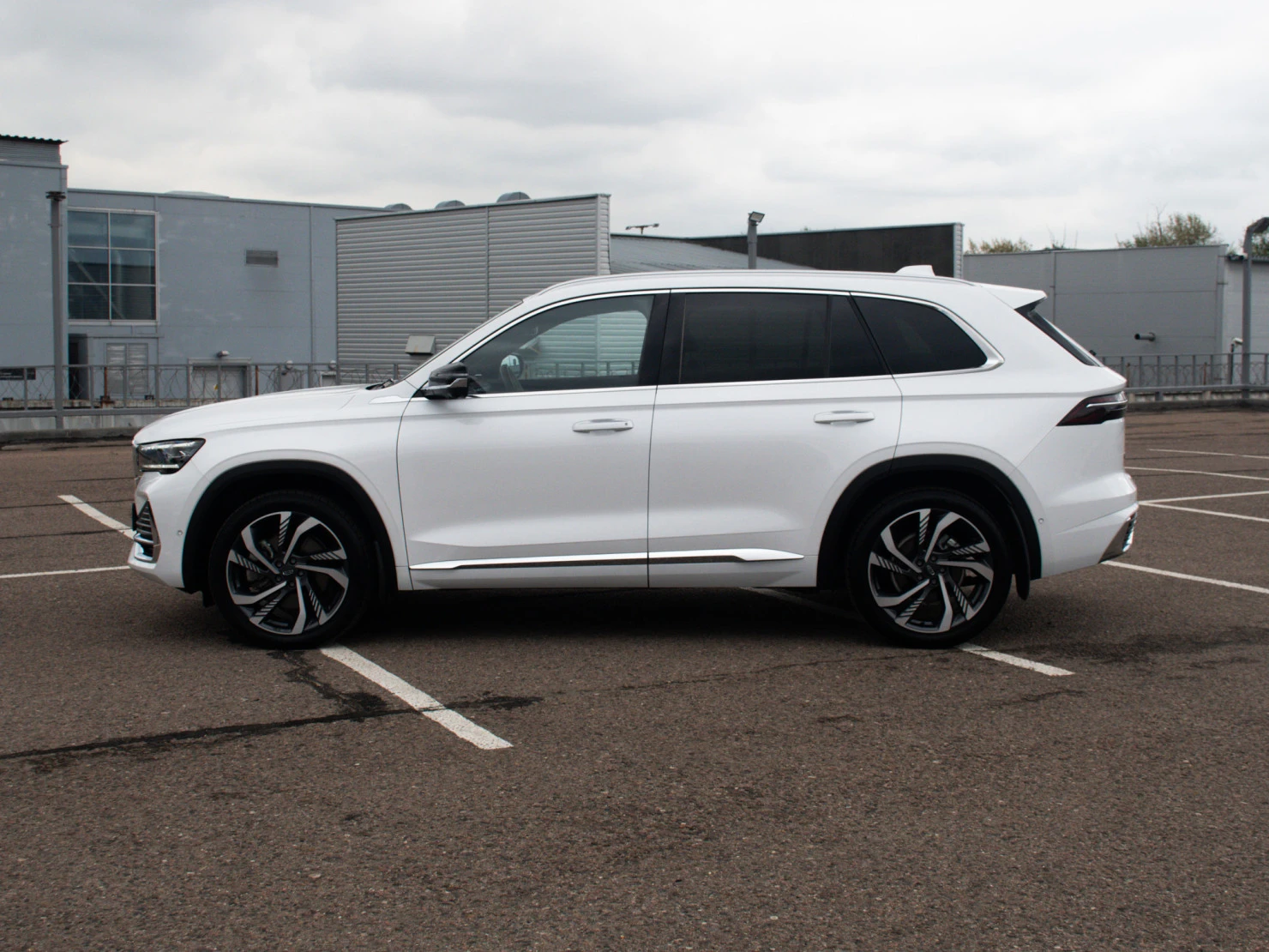 Geely Monjaro, 2023