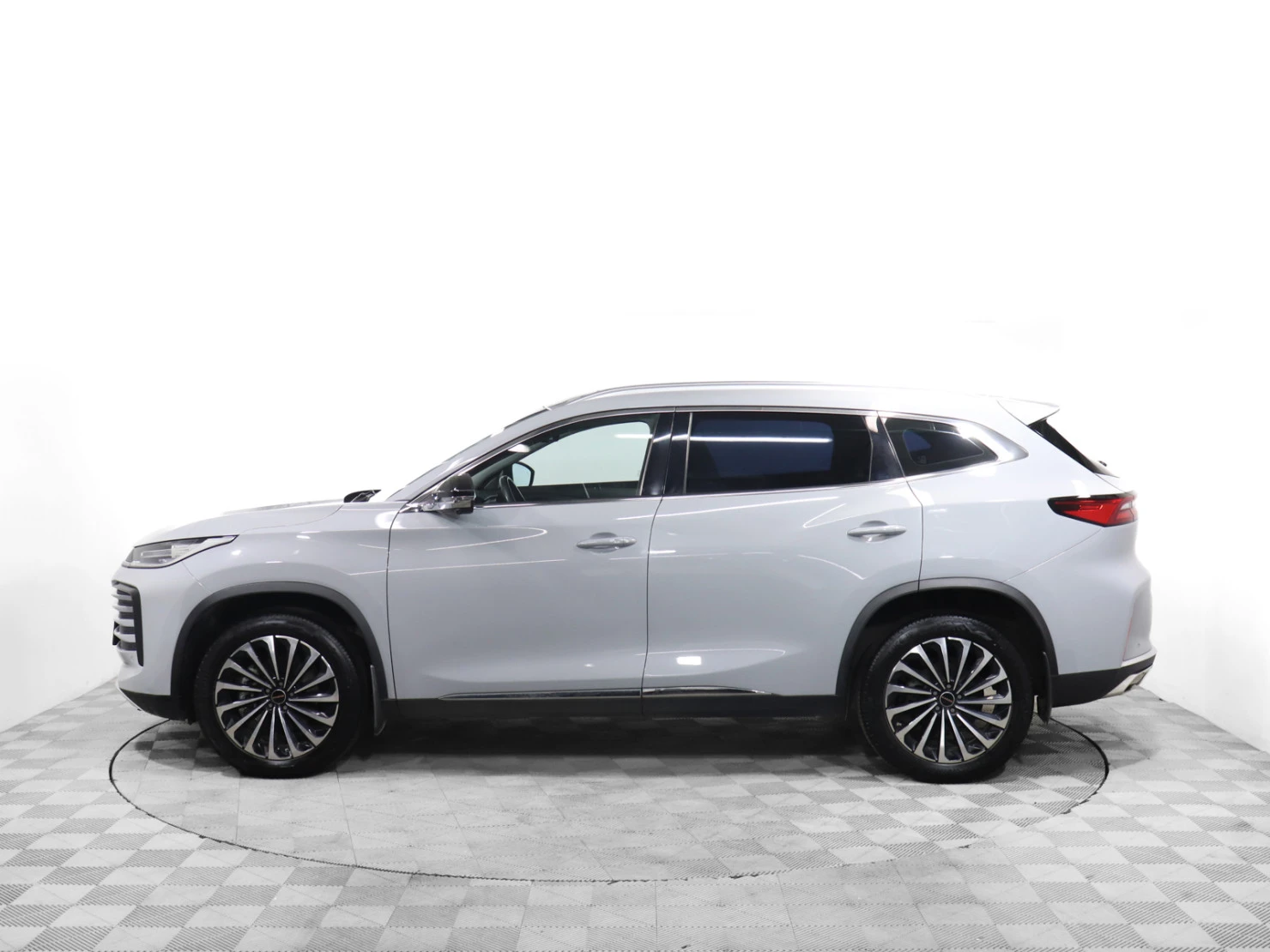 EXEED TXL, 2023