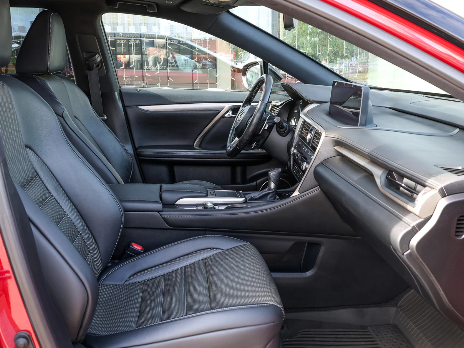Lexus RX, 2020