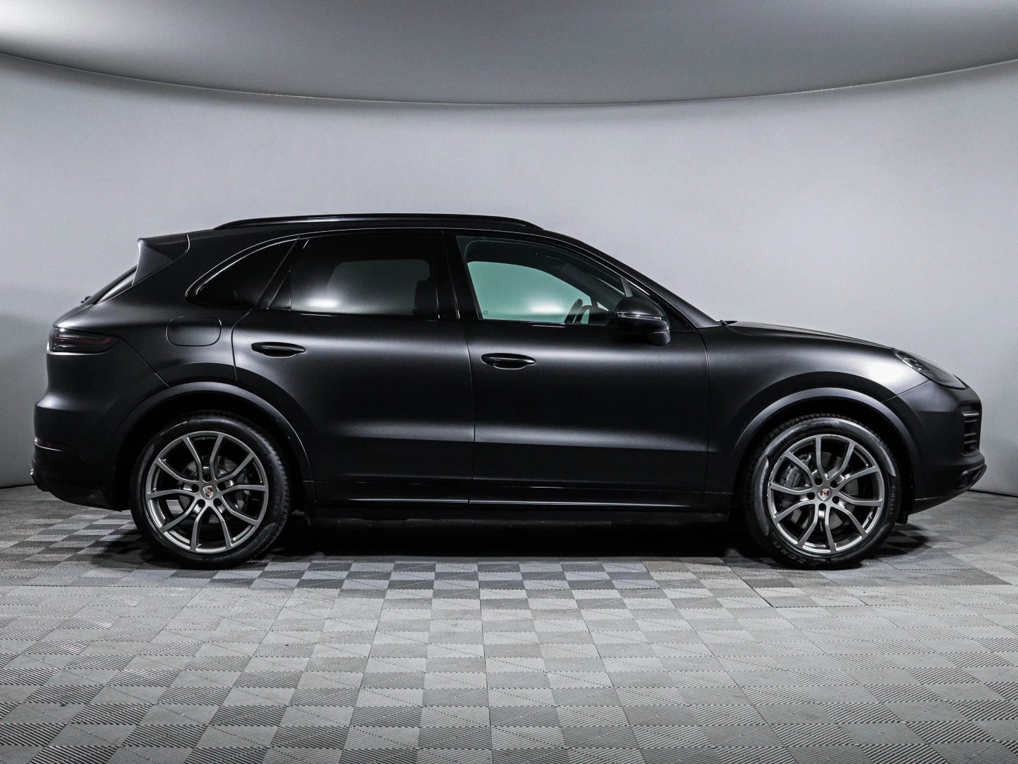 Porsche Cayenne, 2023