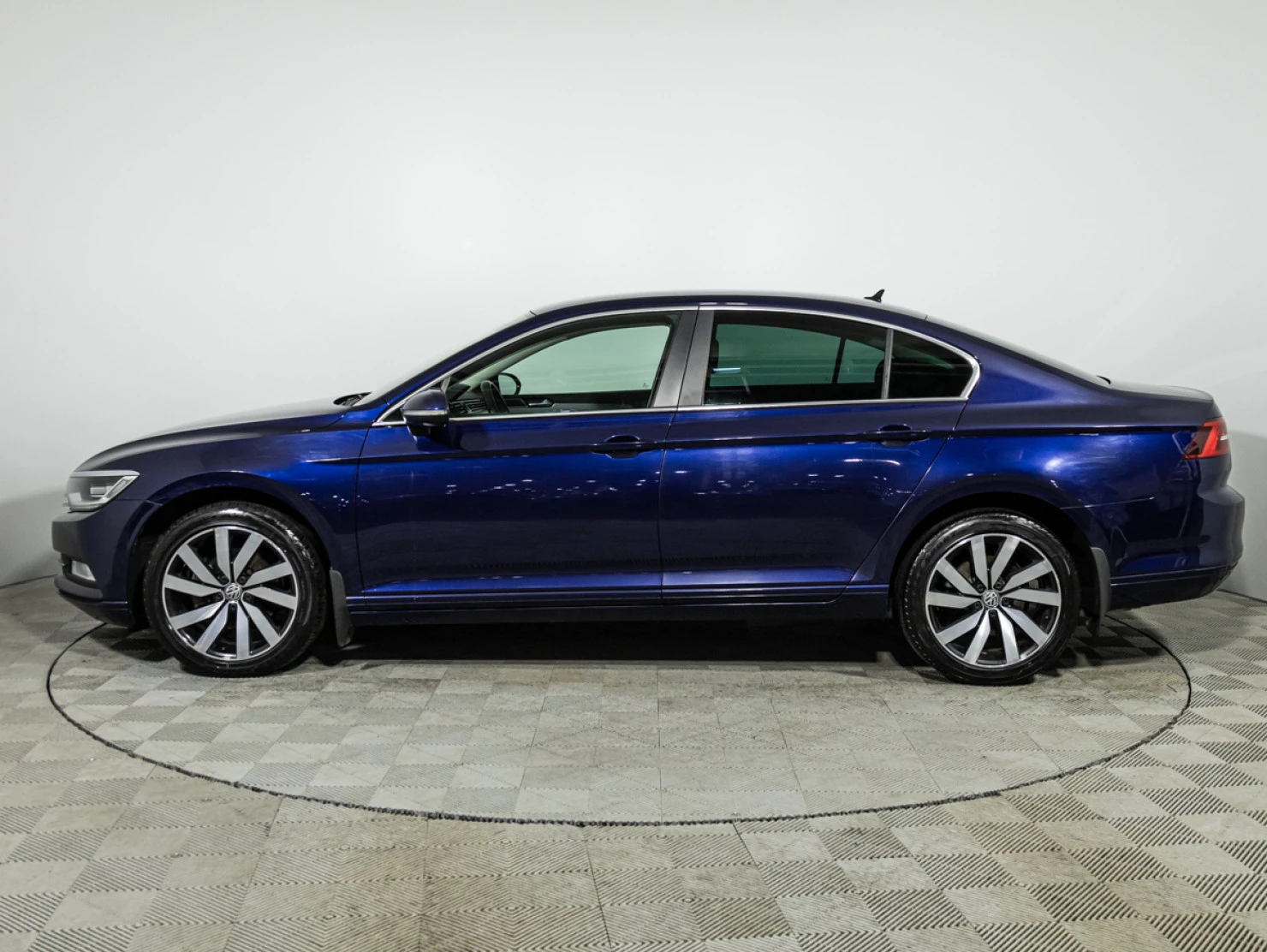 Volkswagen Passat, 2019
