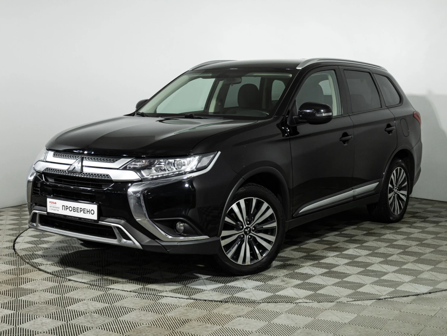 Mitsubishi OUTLANDER, 2019
