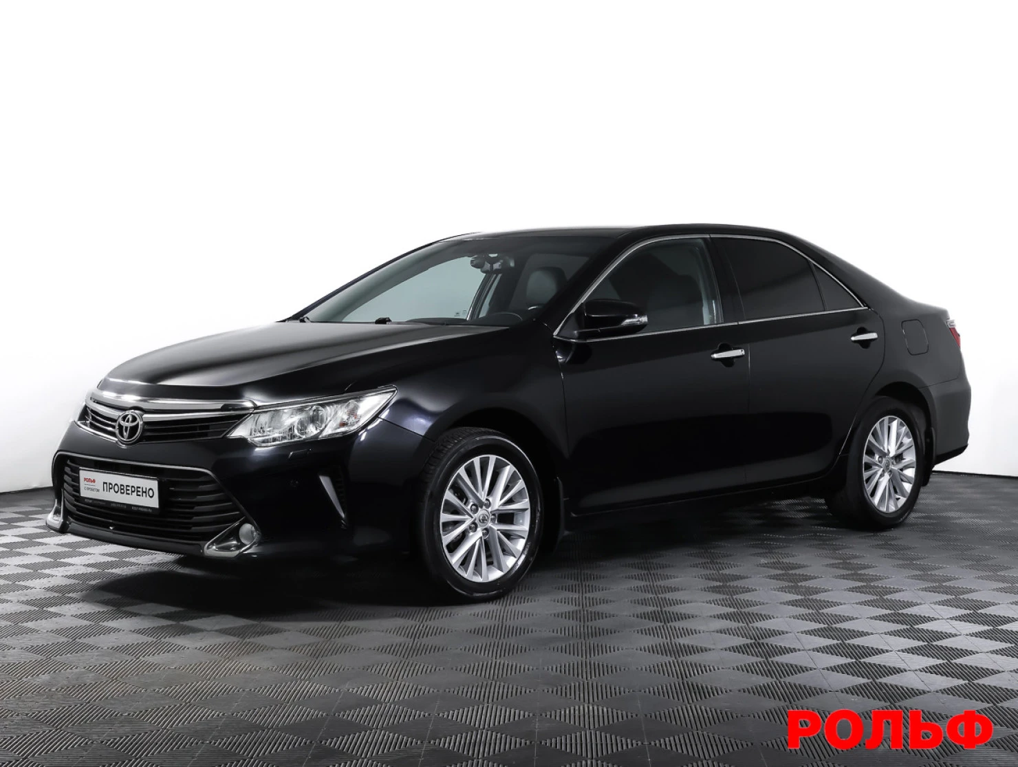 Toyota Camry, 2015