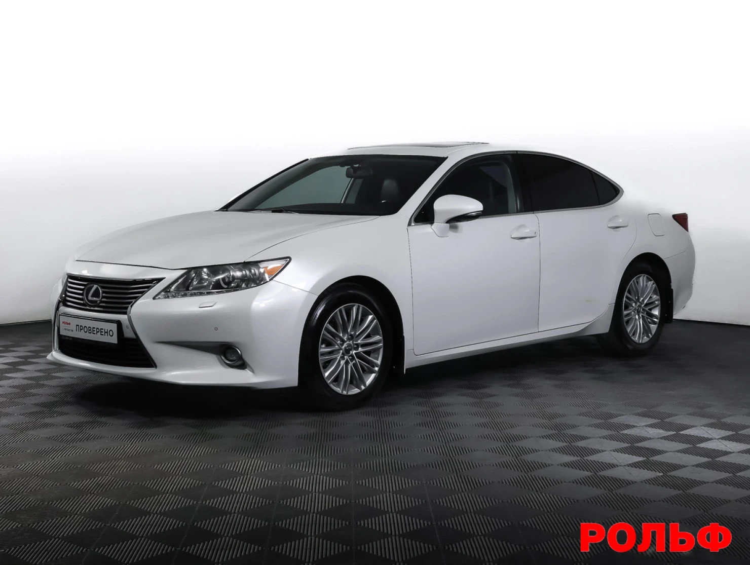 Lexus ES, 2014