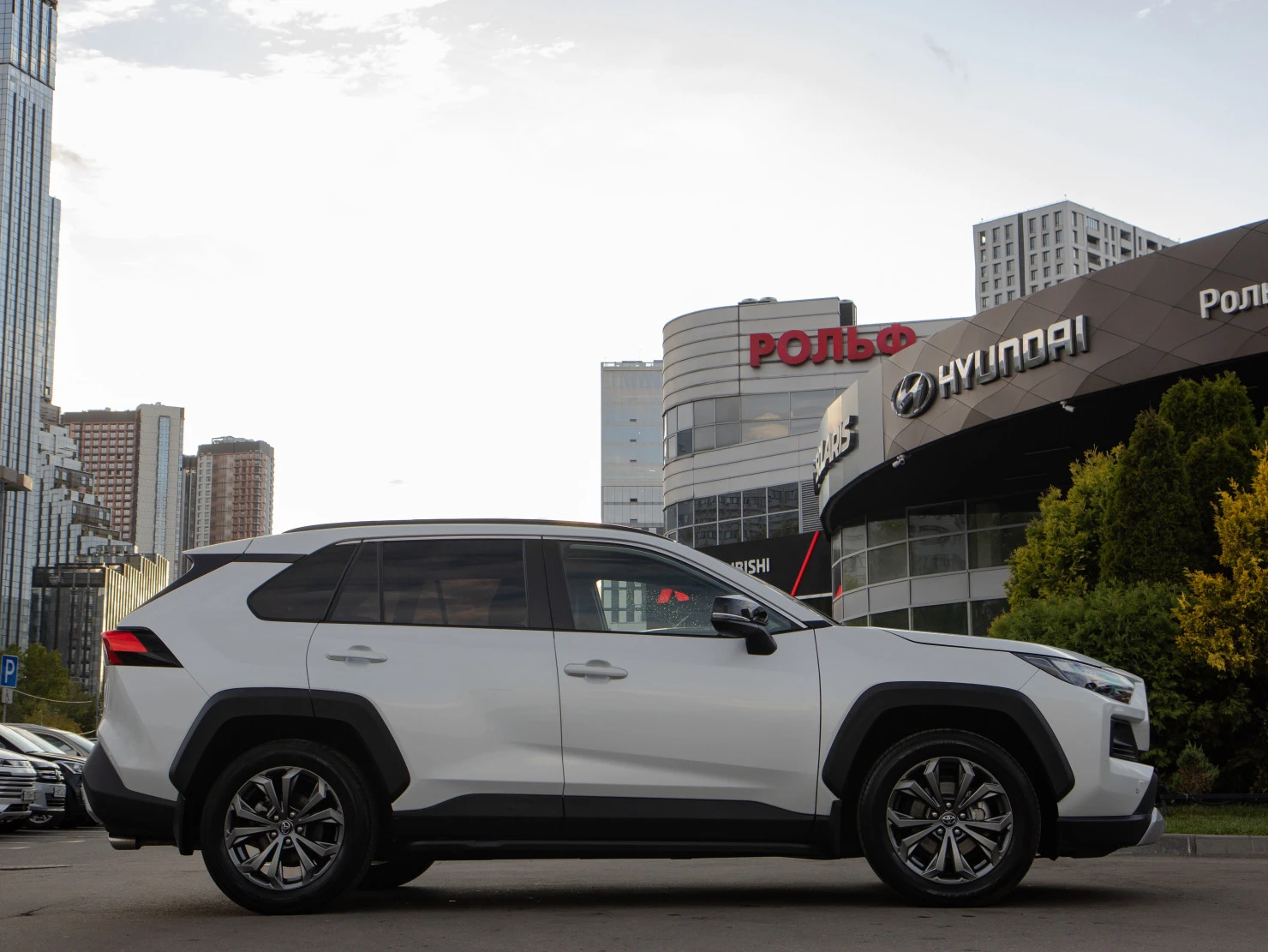 Toyota RAV4, 2025
