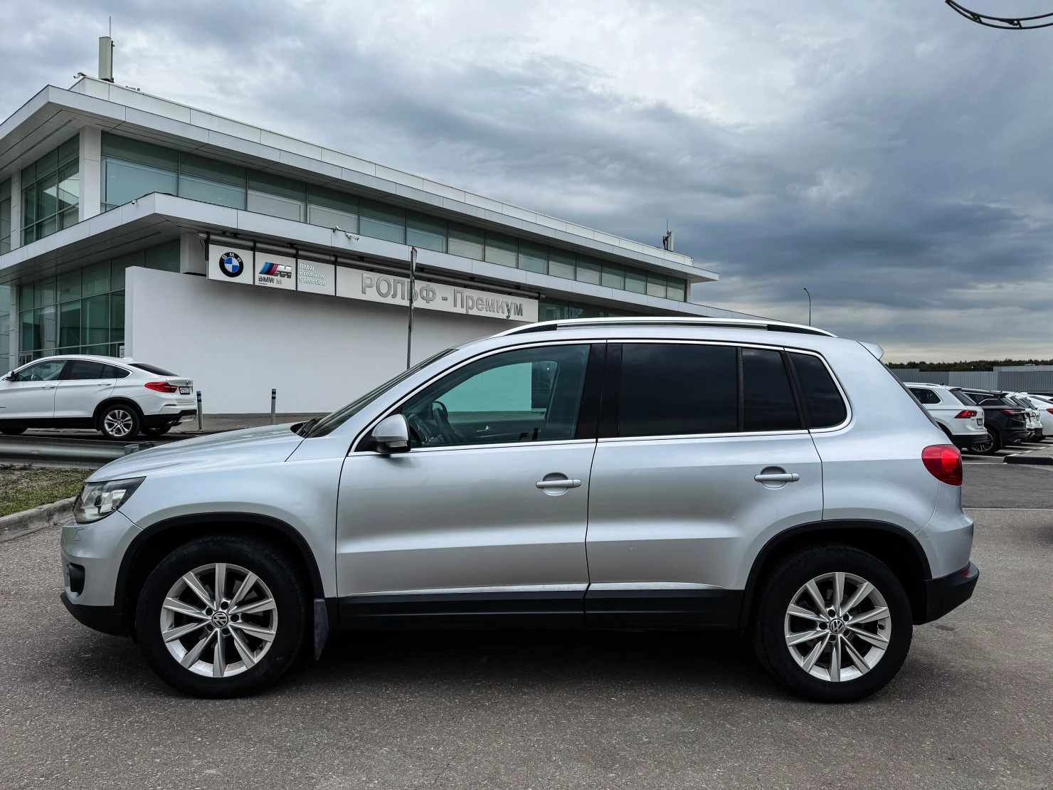 Volkswagen Tiguan, 2012