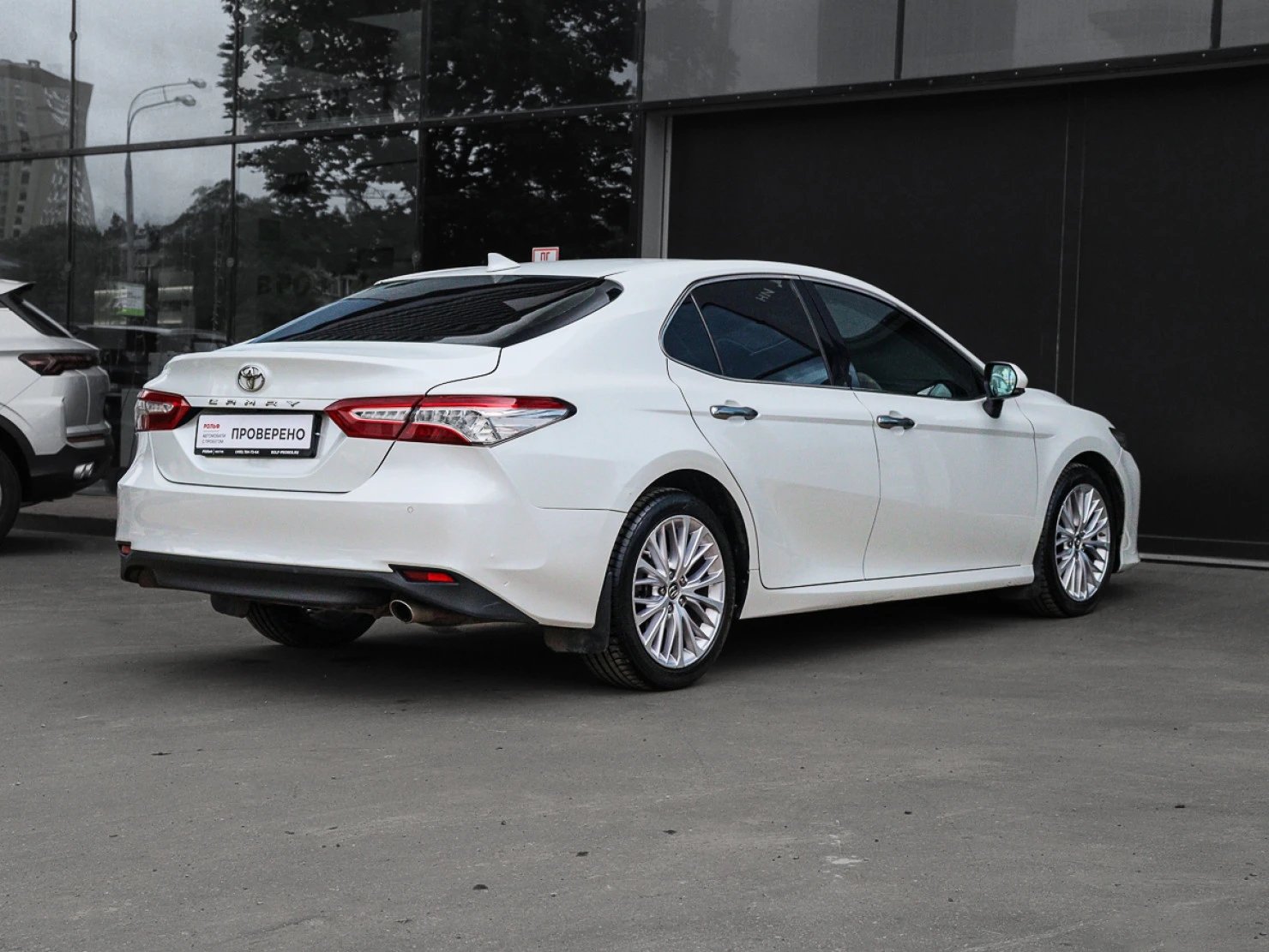 Toyota Camry, 2019