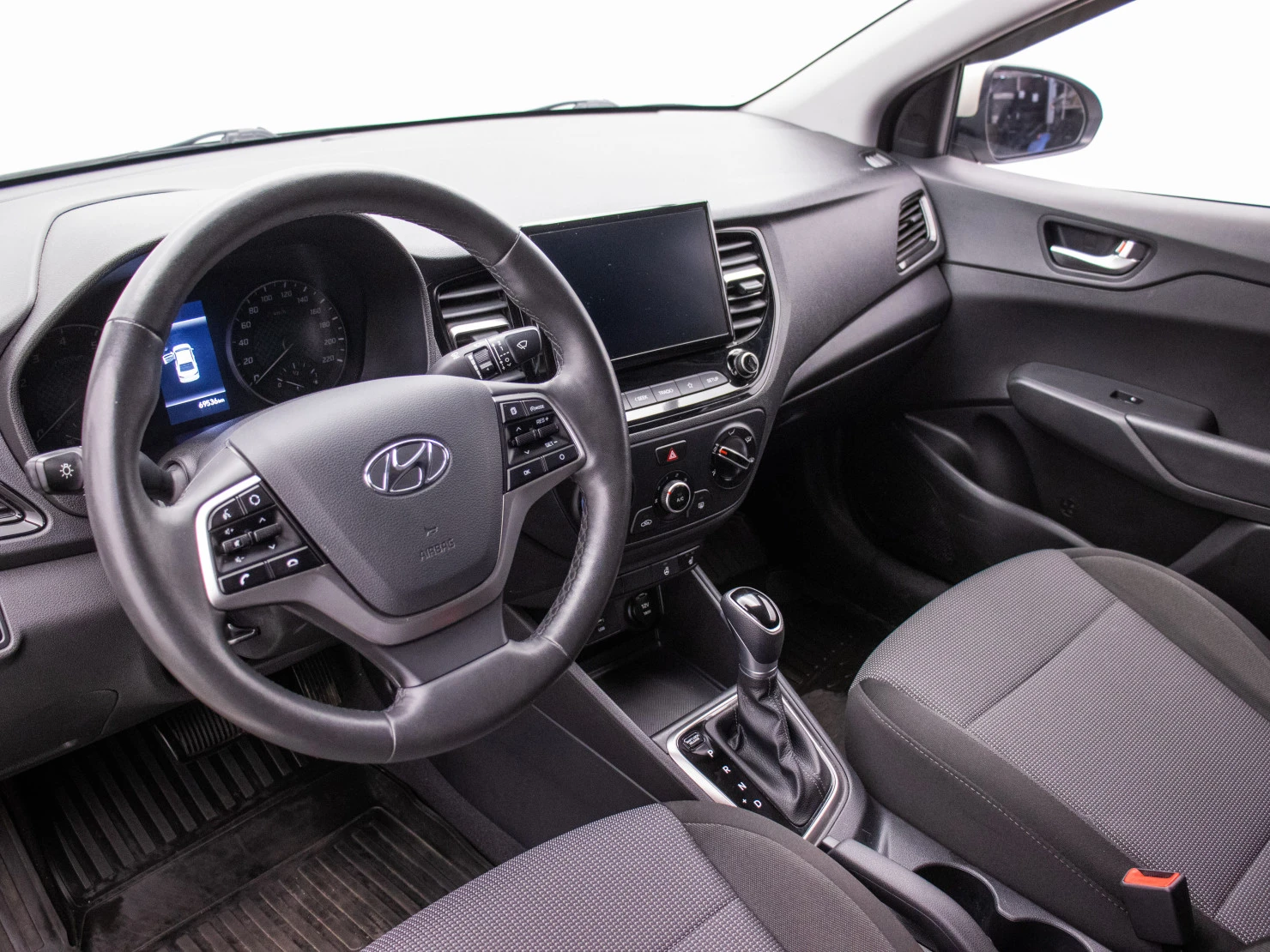 Hyundai Solaris, 2020