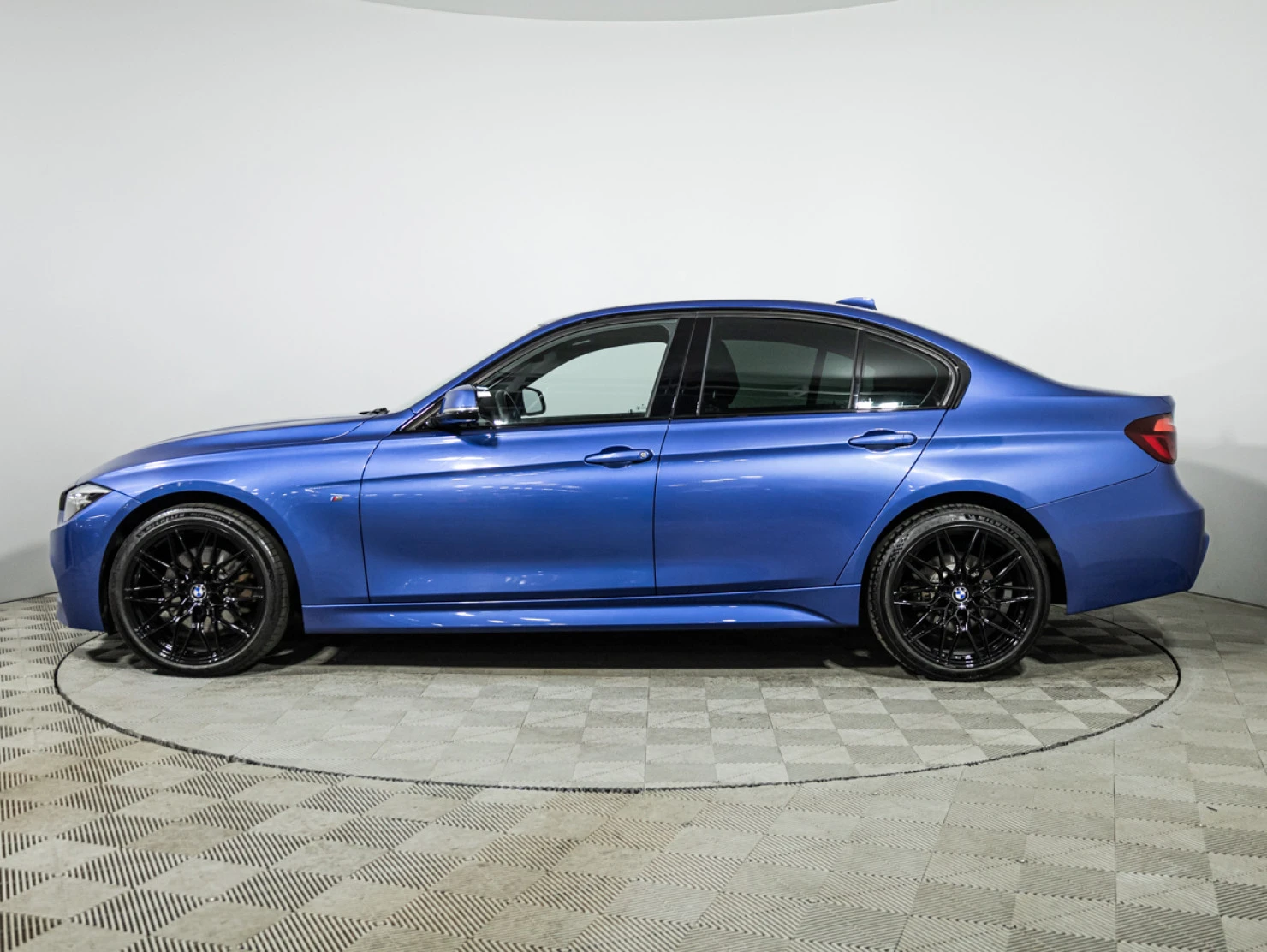 BMW 3 серии, 2018