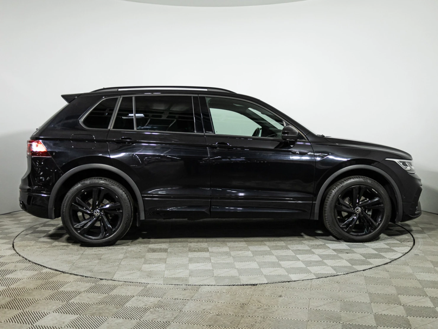 Volkswagen Tiguan, 2021