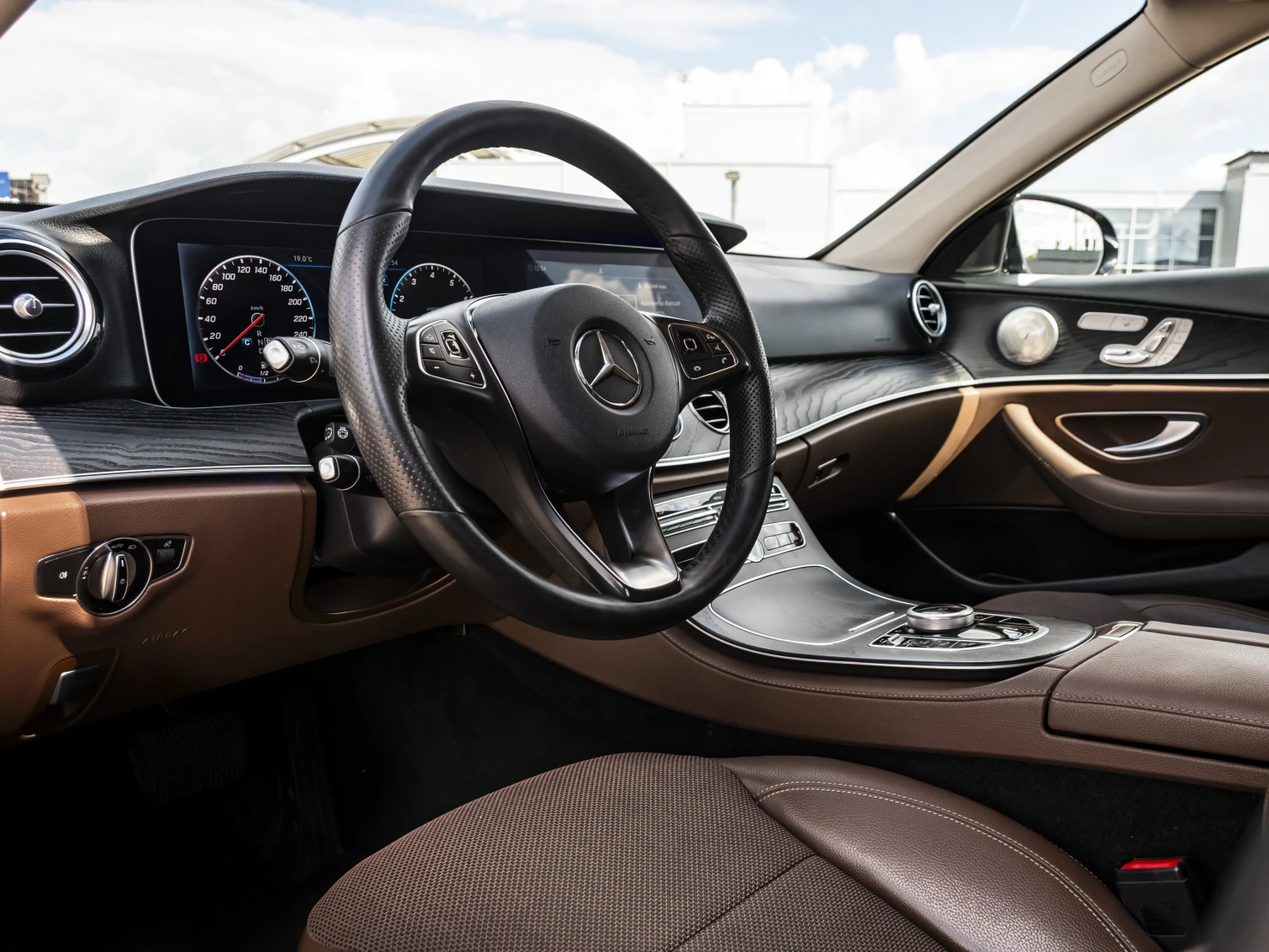 Mercedes-Benz E-Класс, 2017