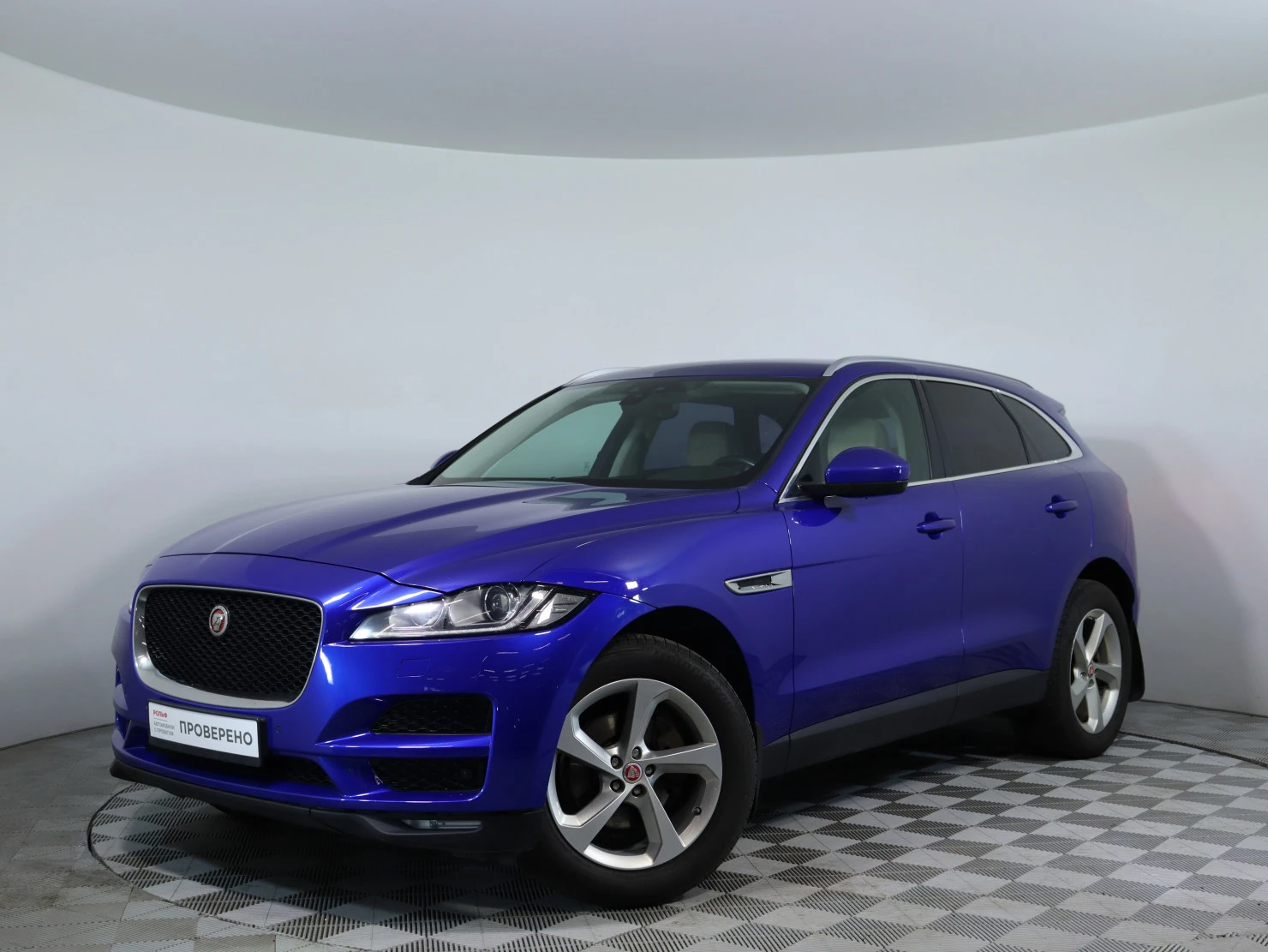 Jaguar F-PACE, 2018