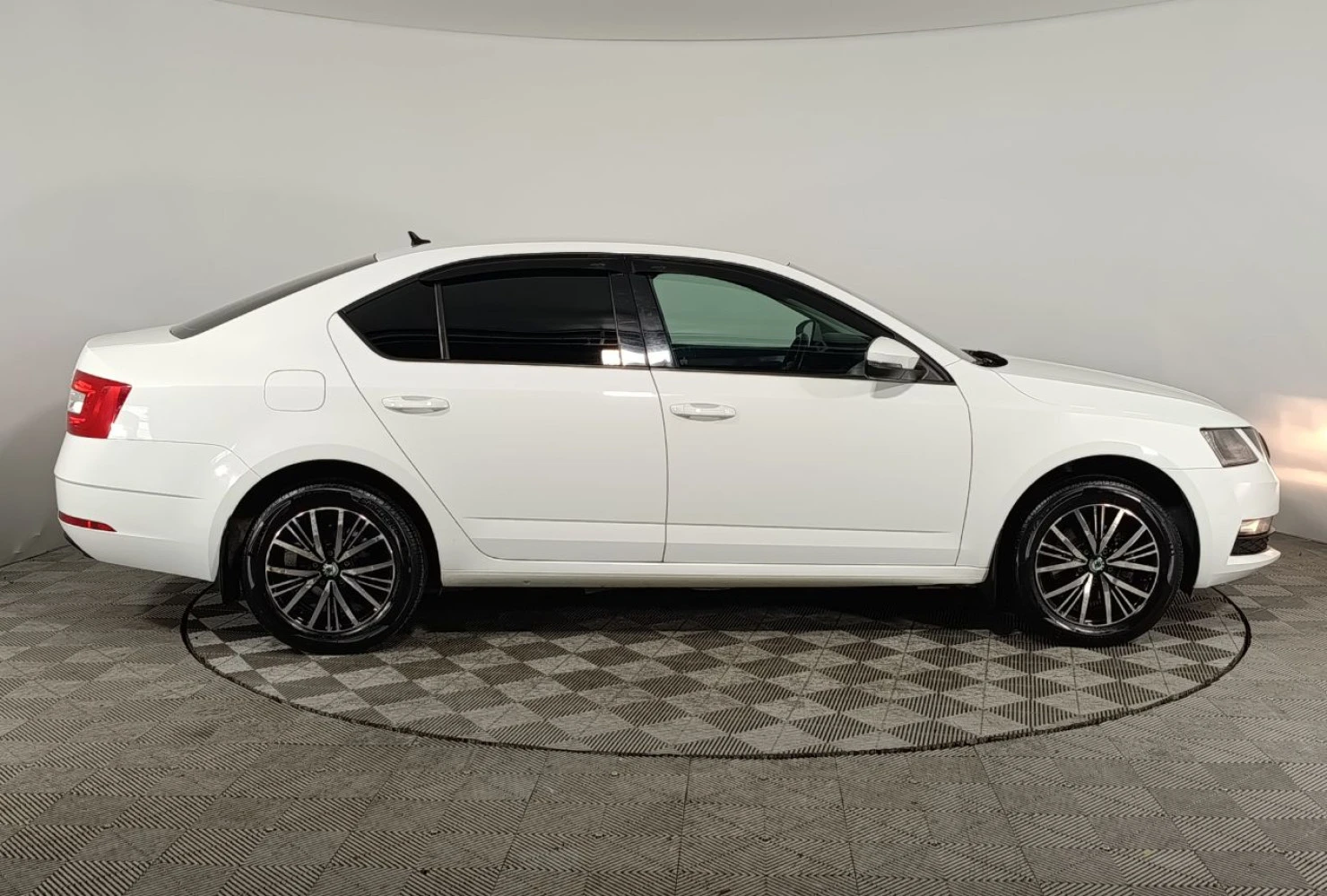 ŠKODA OCTAVIA, 2019