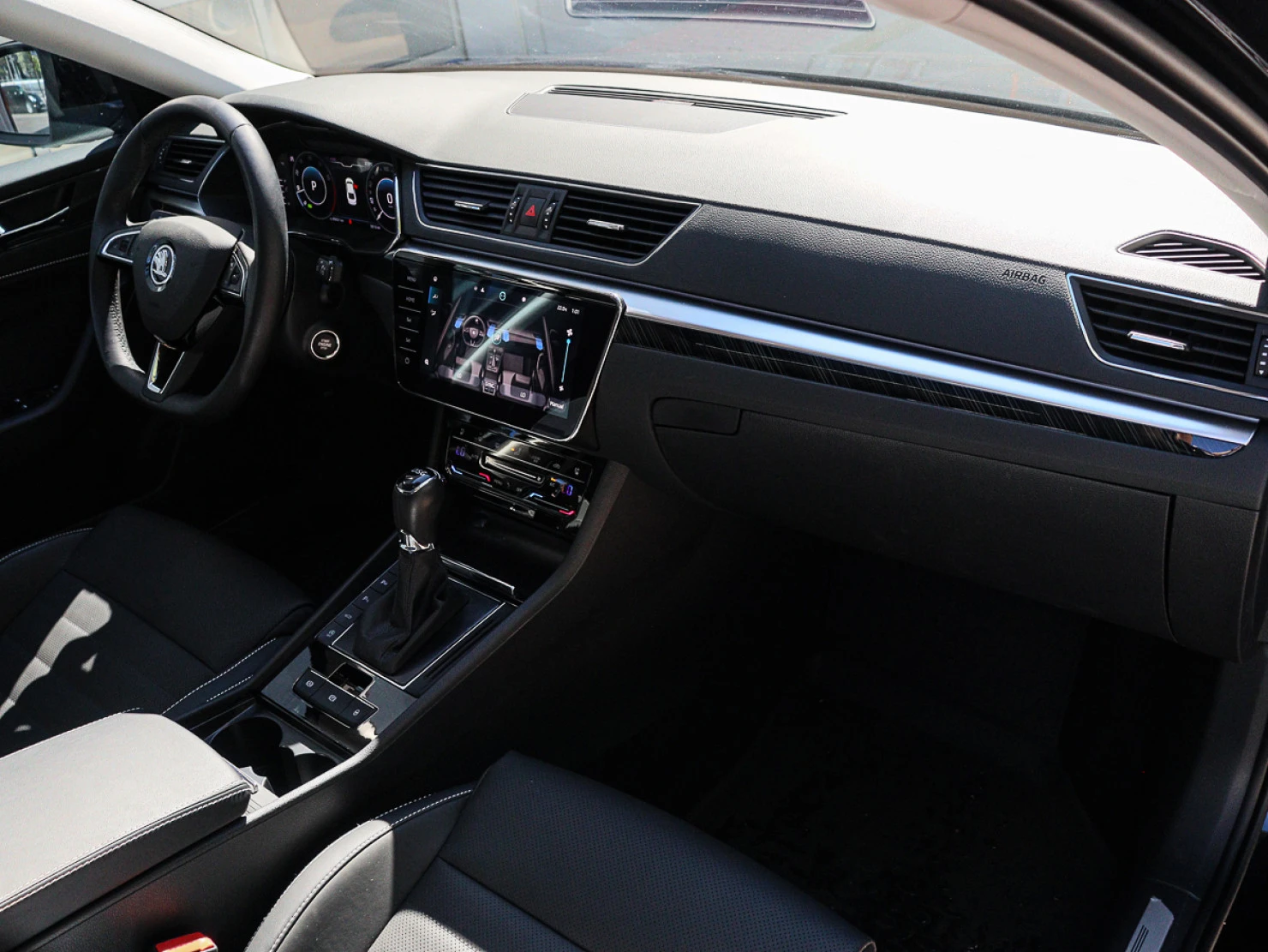 ŠKODA SUPERB, 2024