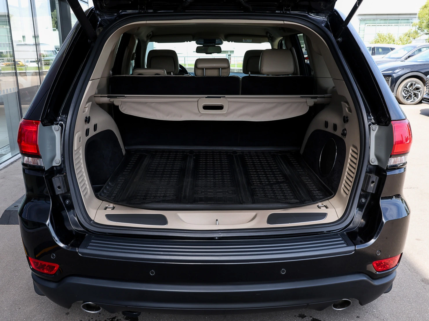 Jeep Grand Cherokee, 2016