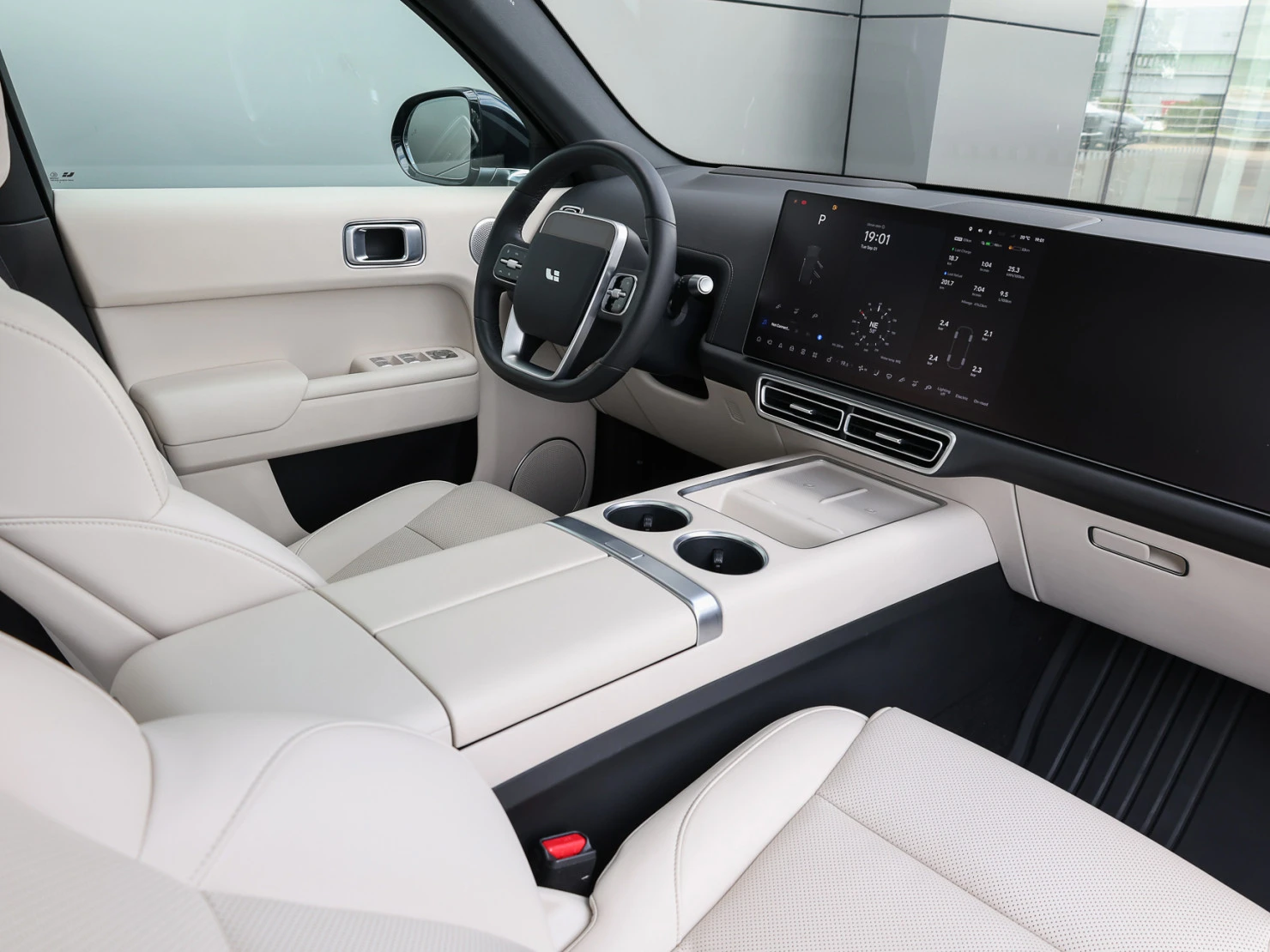 Li Auto (Lixiang) L7, 2024