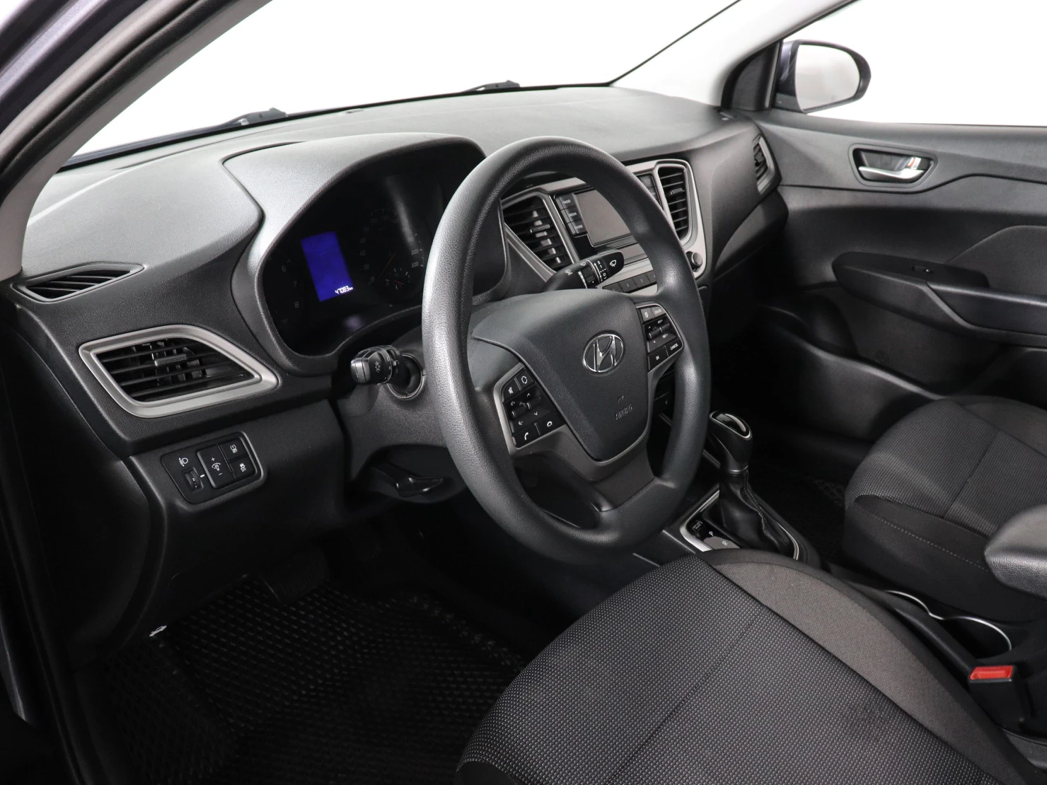 Hyundai Solaris, 2022