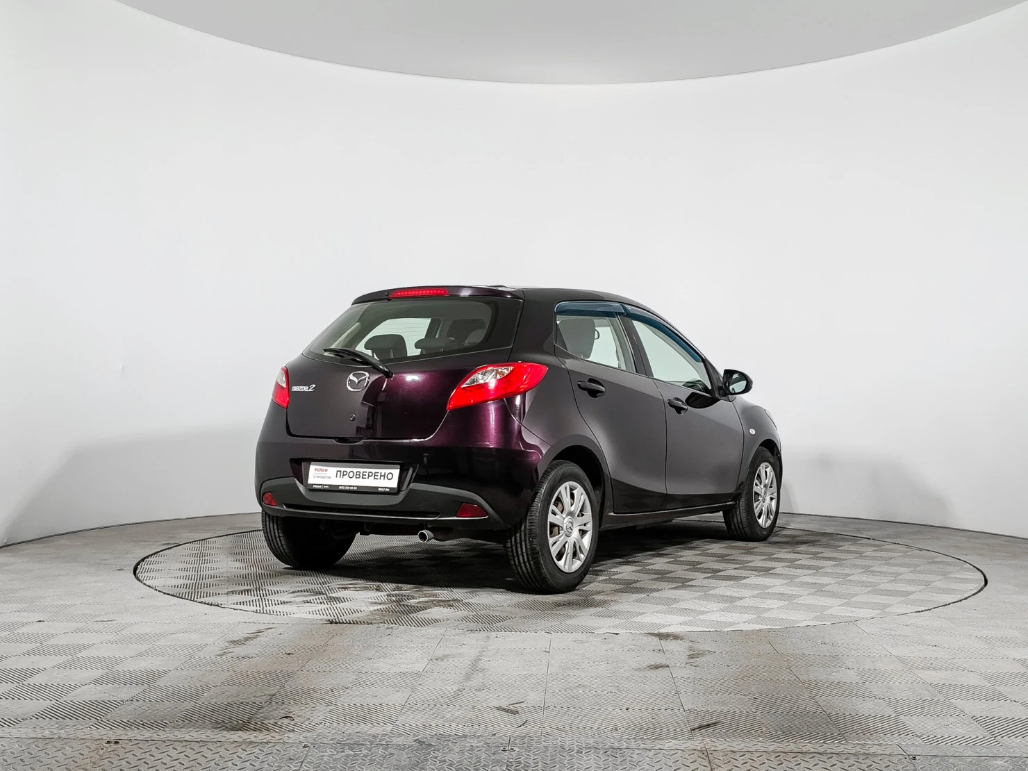 Mazda 2, 2012