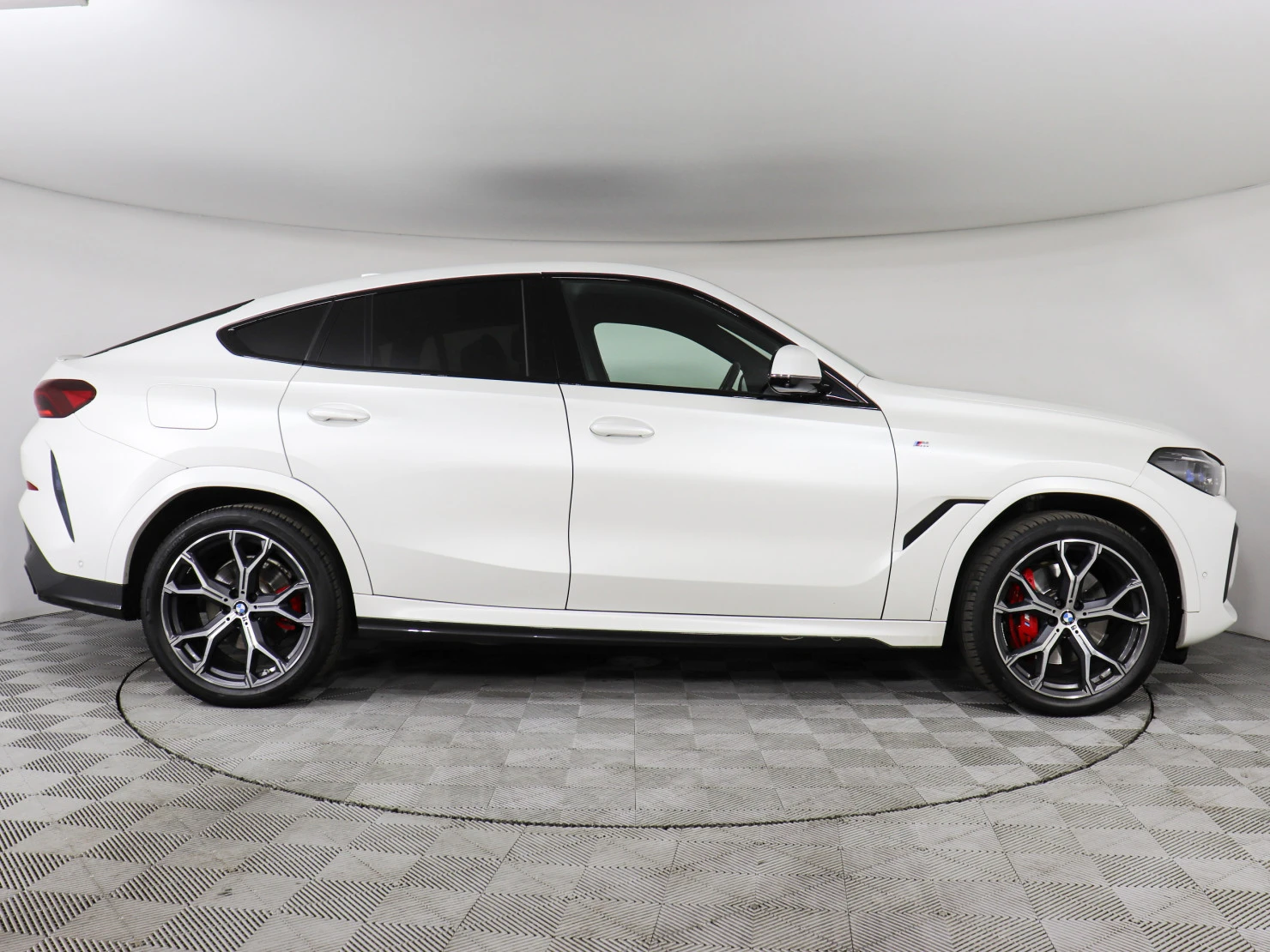 BMW X6, 2022