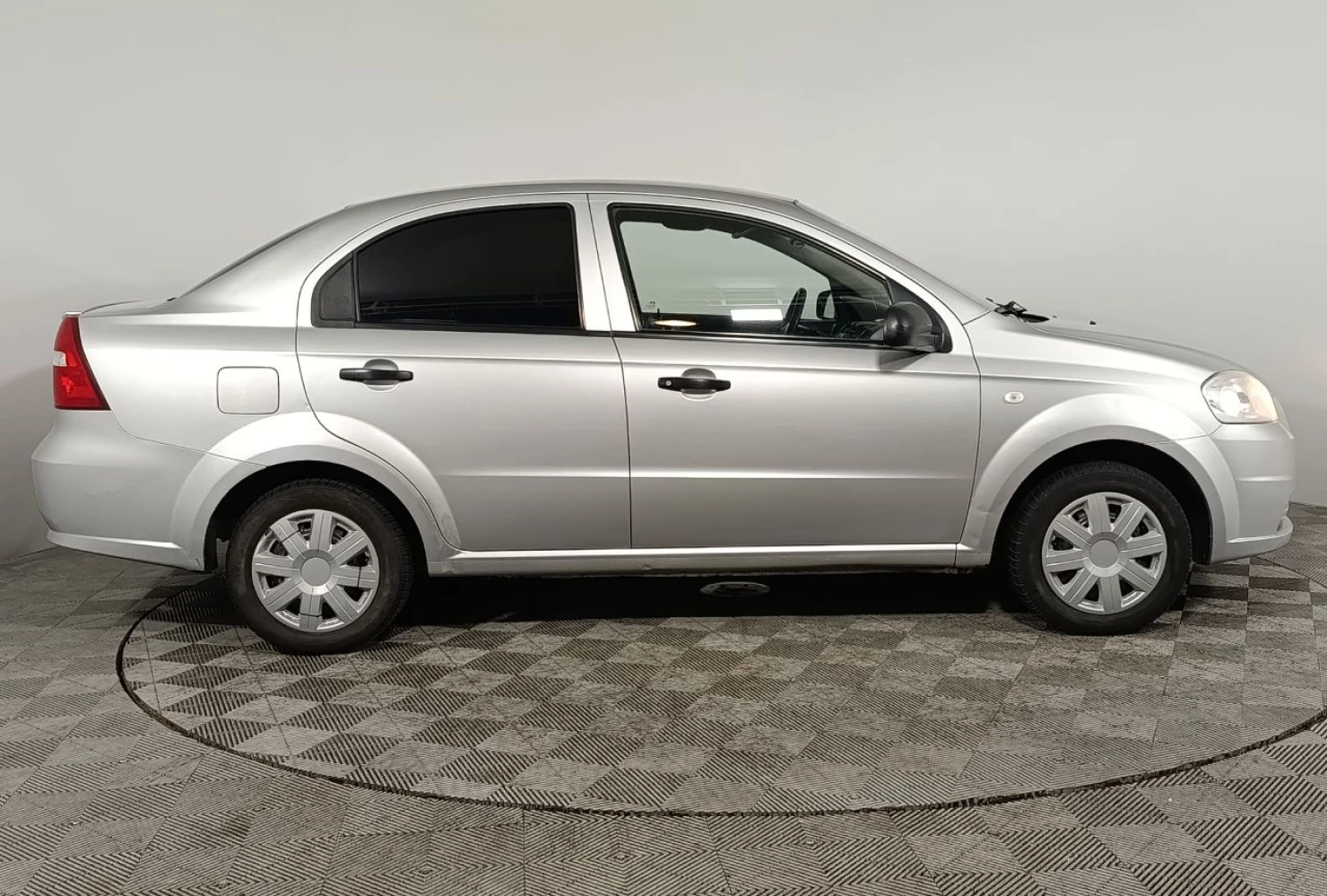 Chevrolet Aveo, 2011