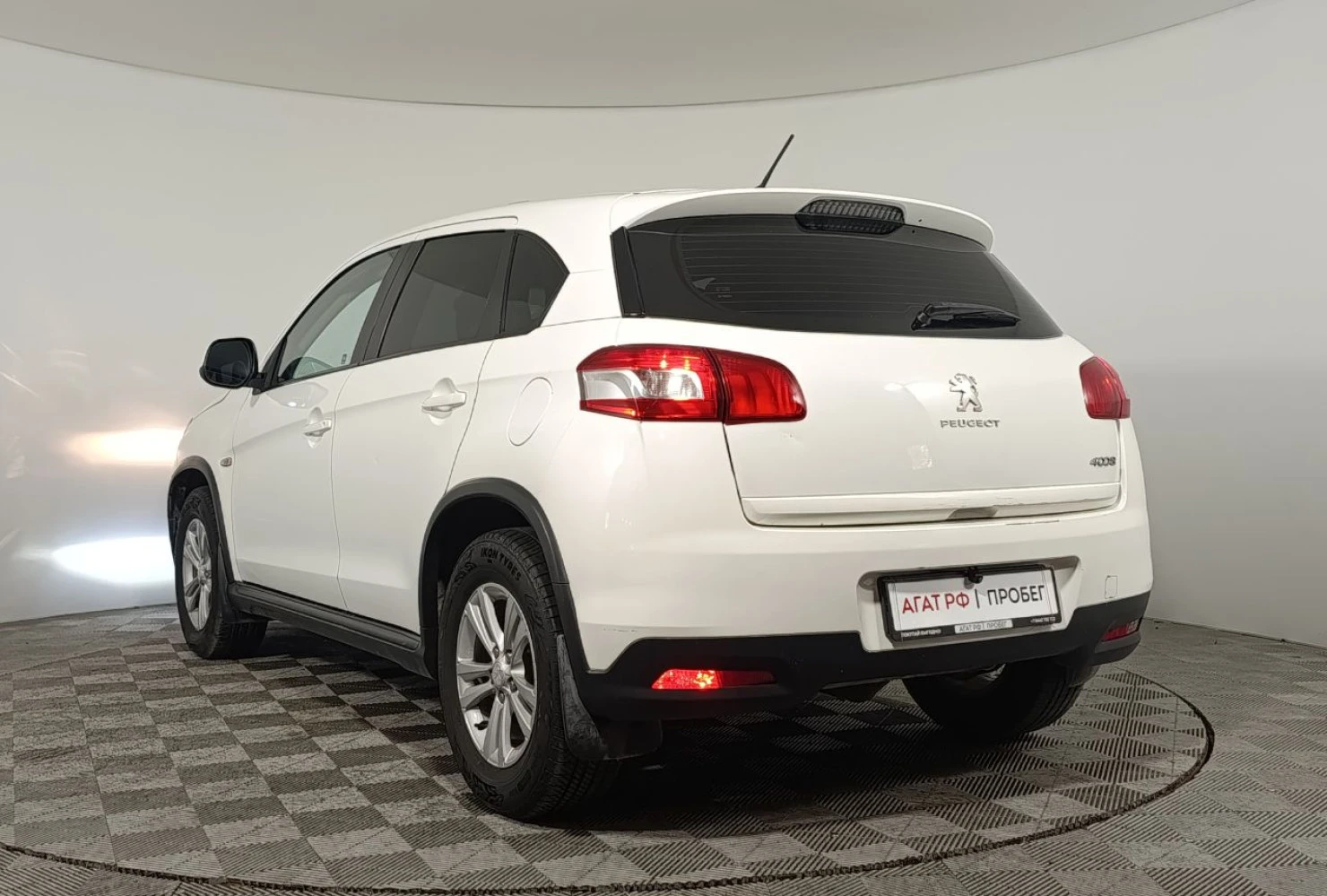 Peugeot 4008, 2012