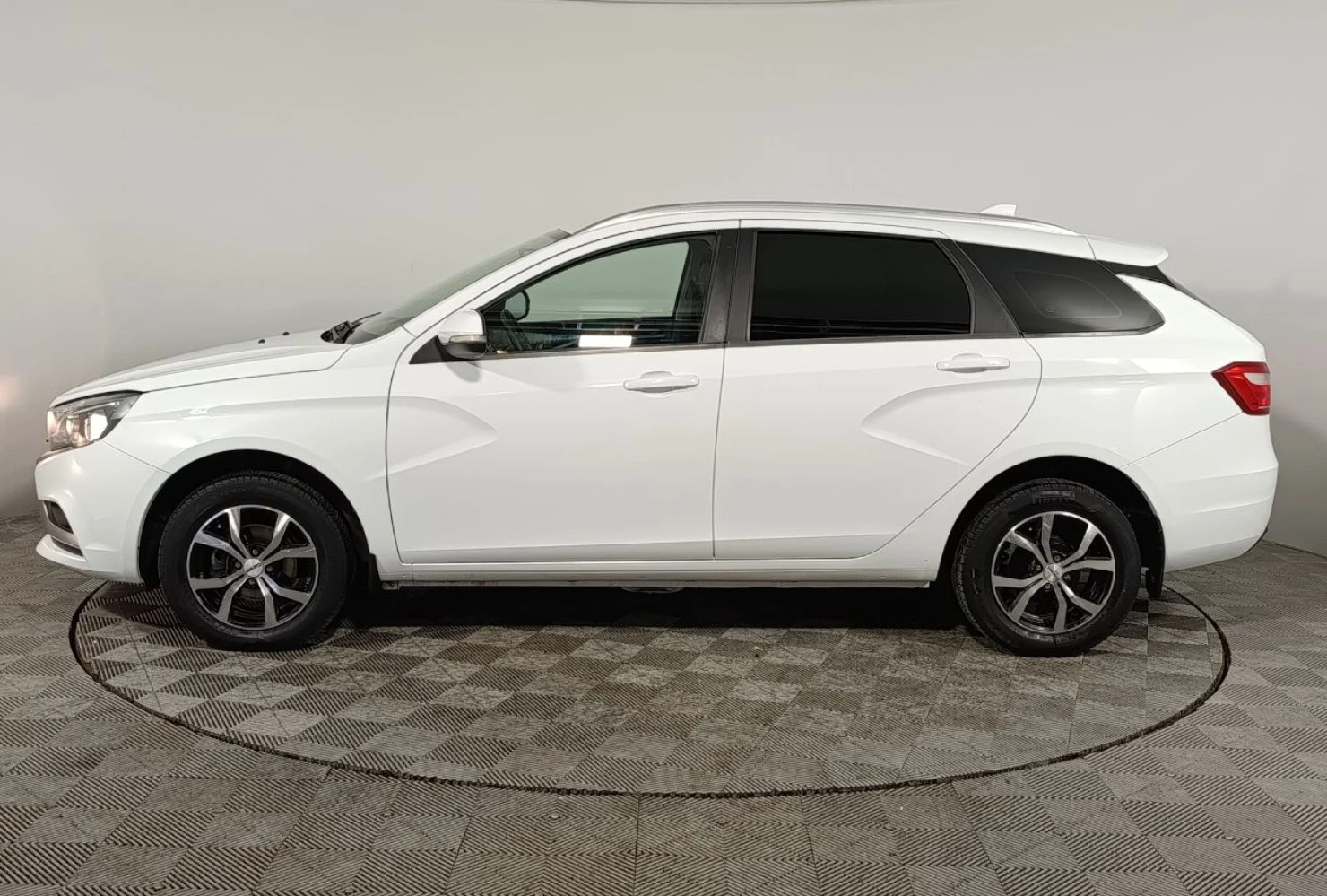 LADA (ВАЗ) Vesta, 2018