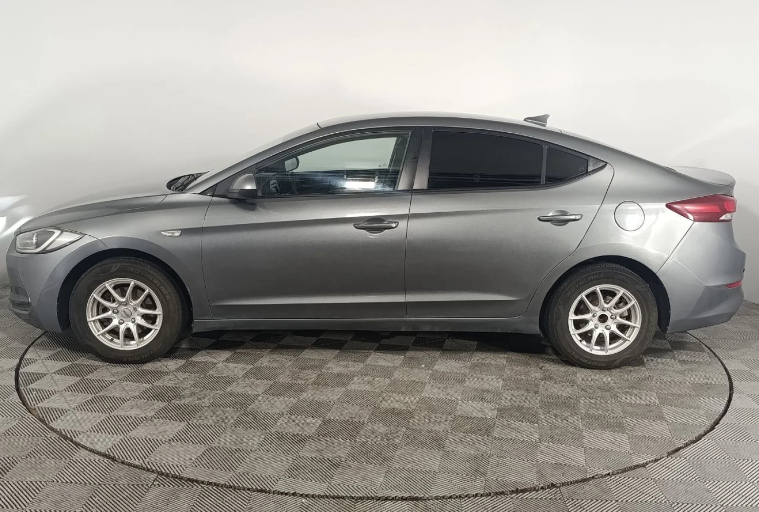 Hyundai Elantra, 2017