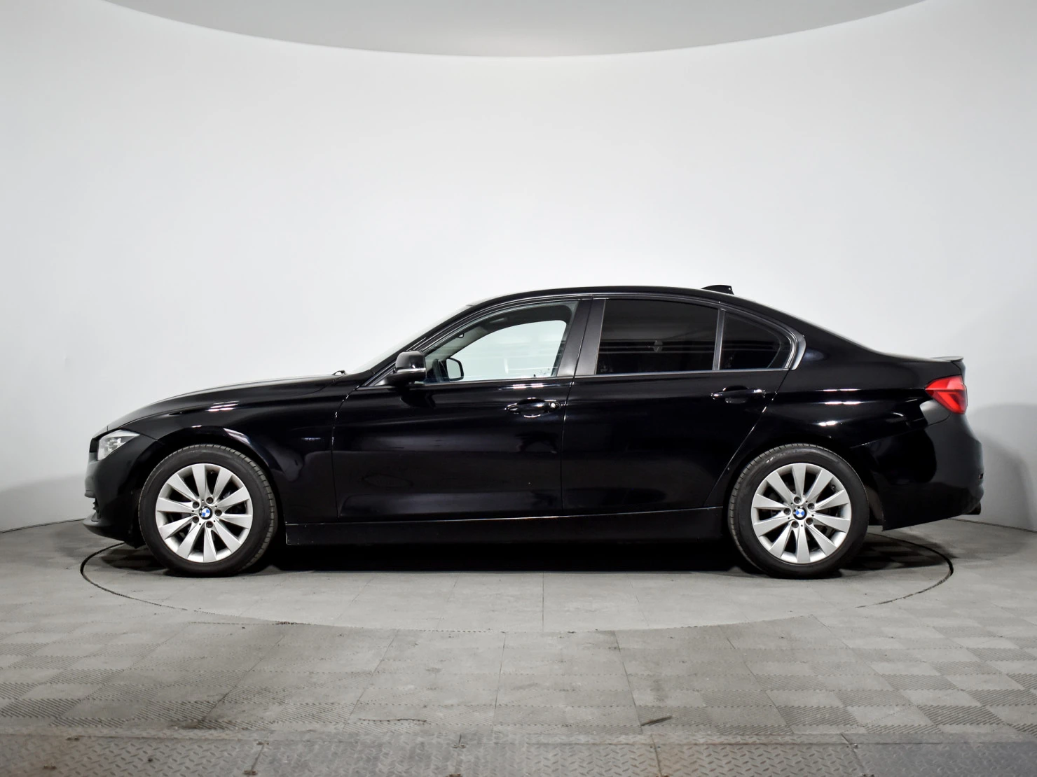 BMW 3 серии, 2015