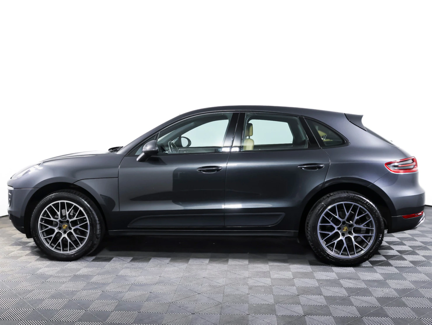 Porsche Macan, 2018