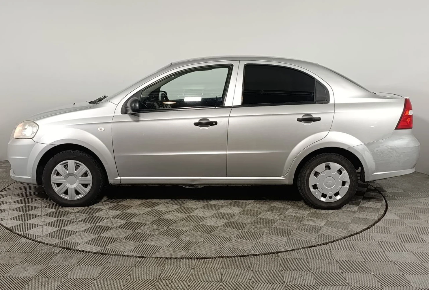 Chevrolet Aveo, 2011