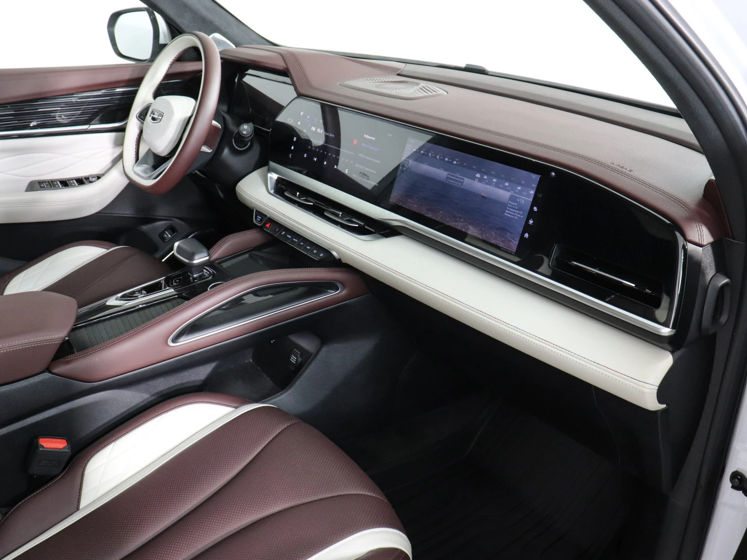 Geely Monjaro, 2023