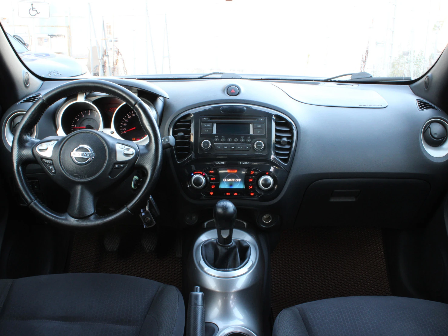 Nissan Juke, 2012