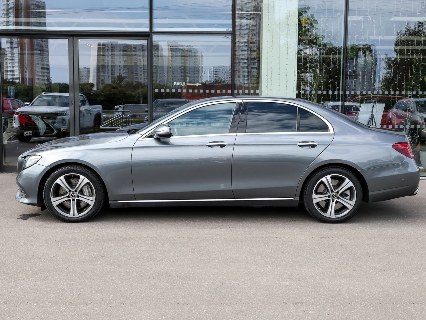 Mercedes-Benz E-Класс, 2017