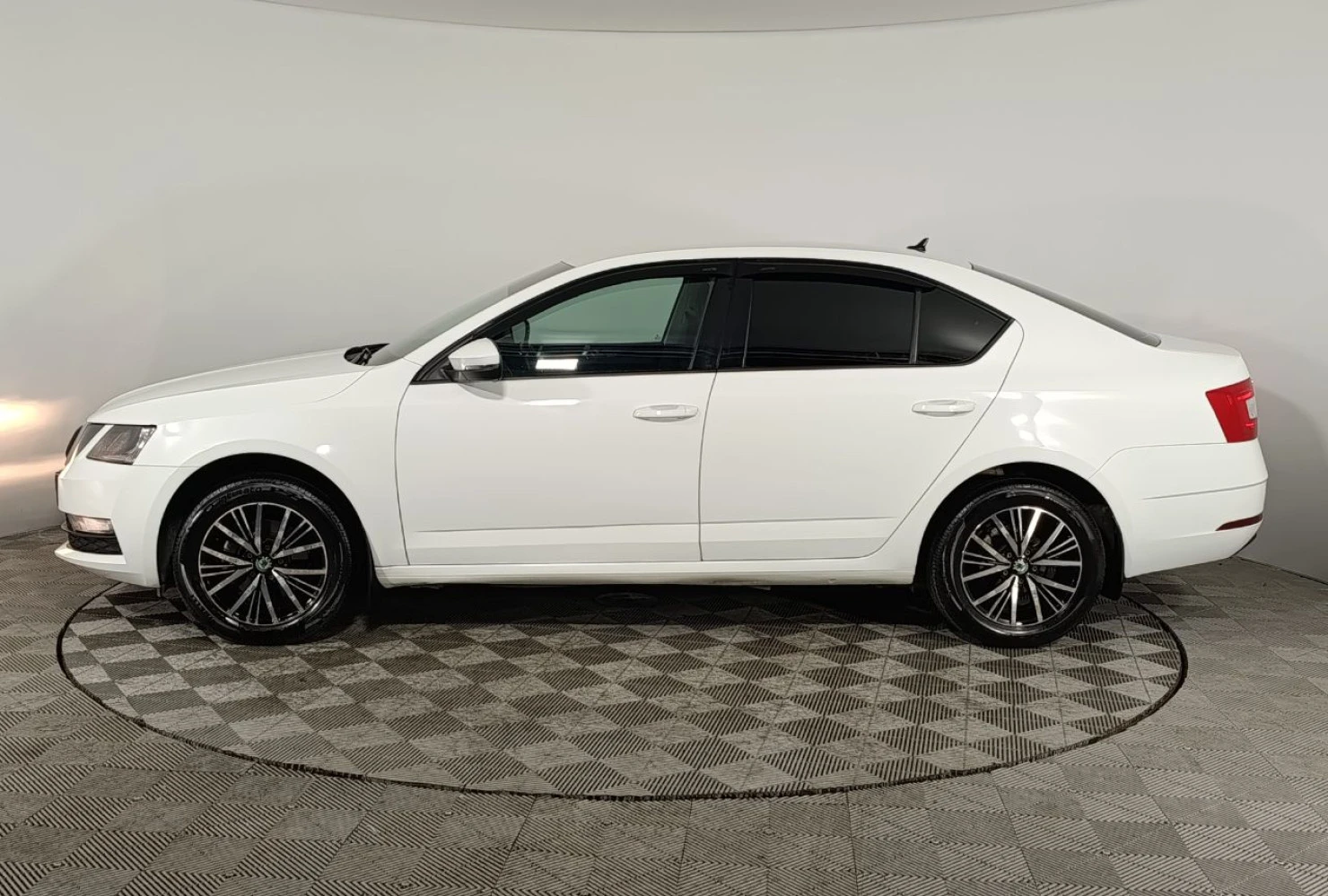ŠKODA OCTAVIA, 2019