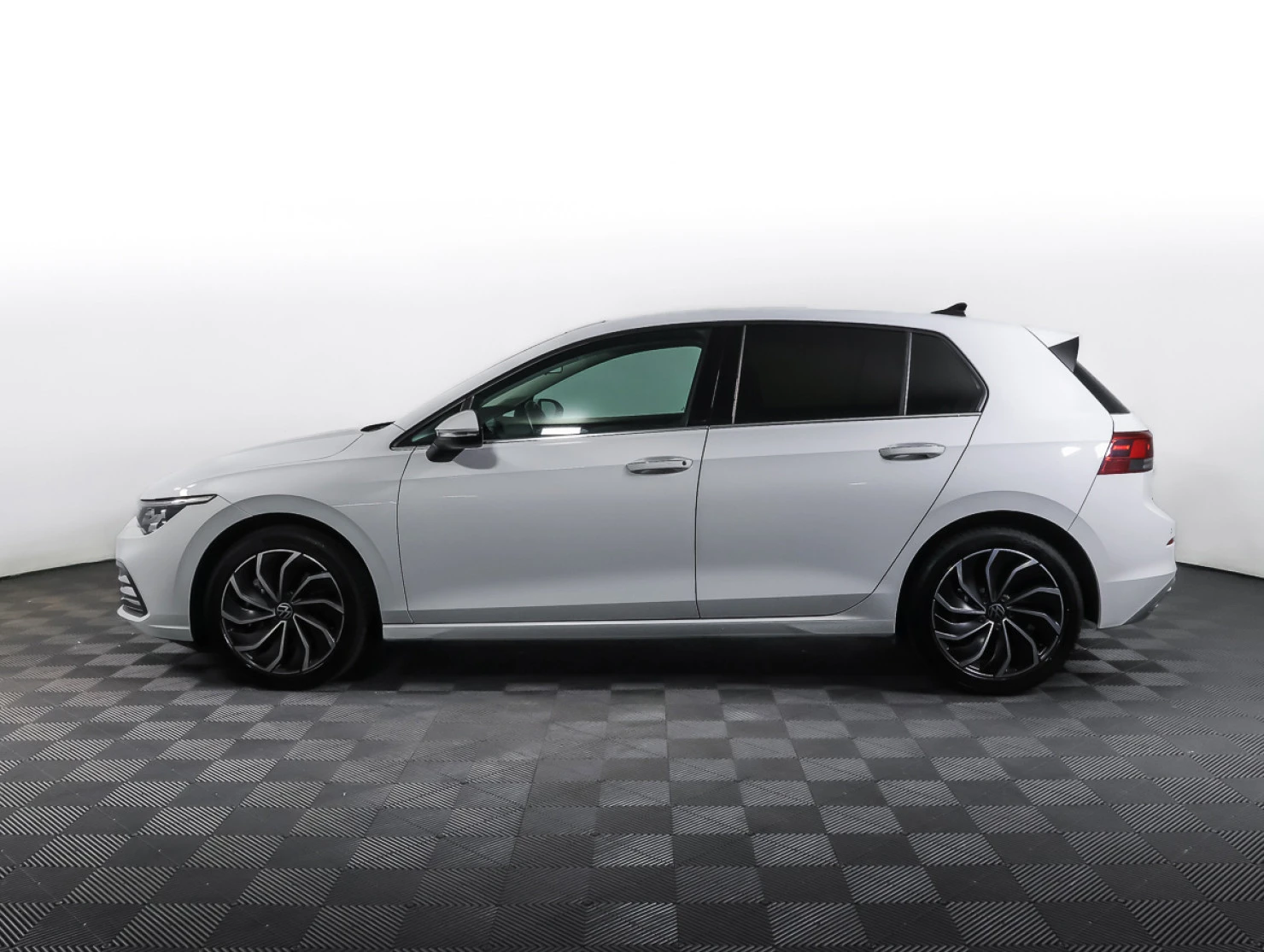 Volkswagen Golf, 2020