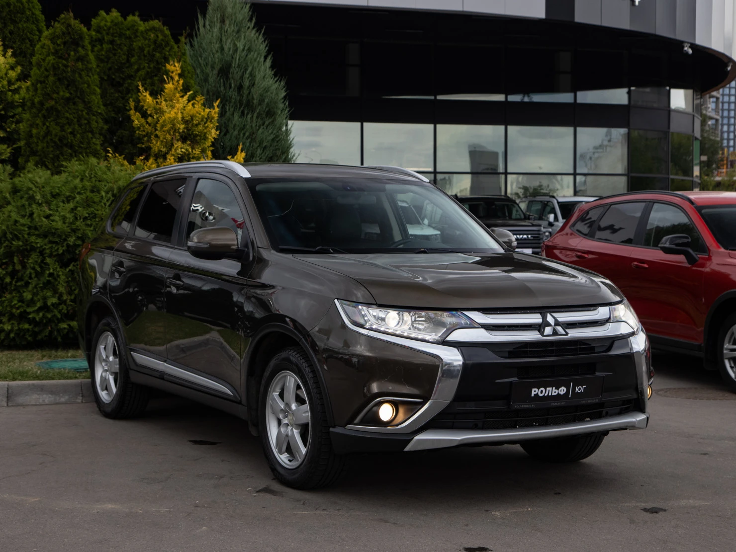 Mitsubishi OUTLANDER, 2015