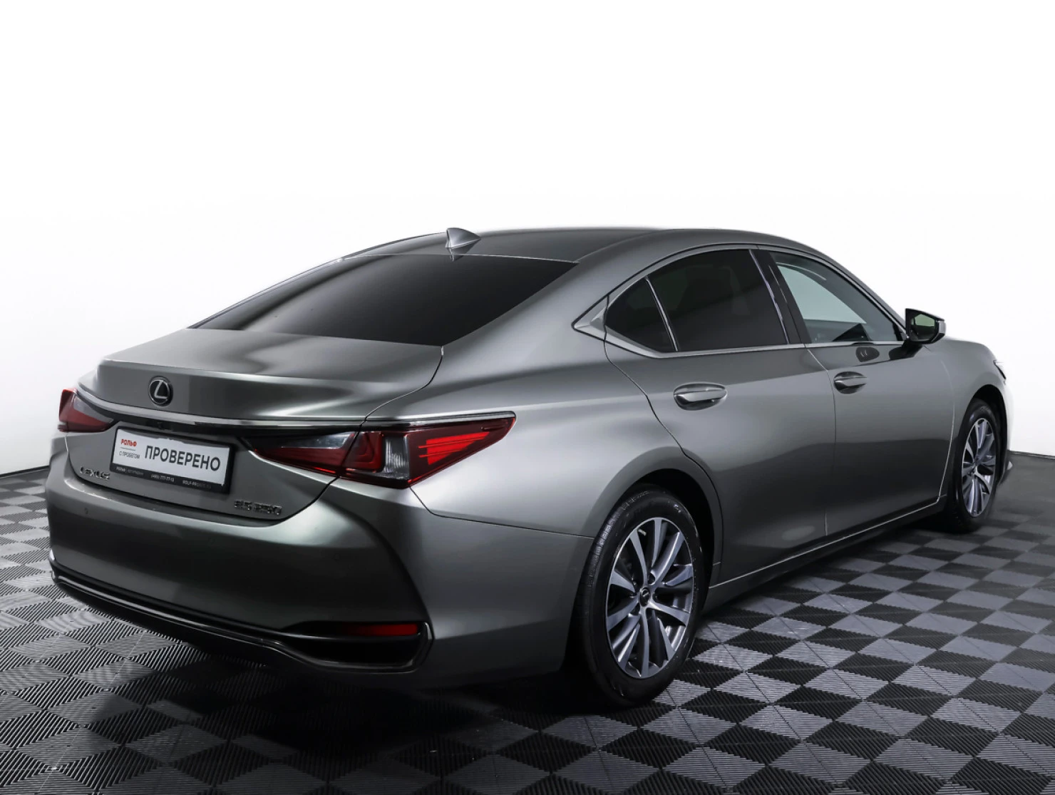 Lexus ES, 2020
