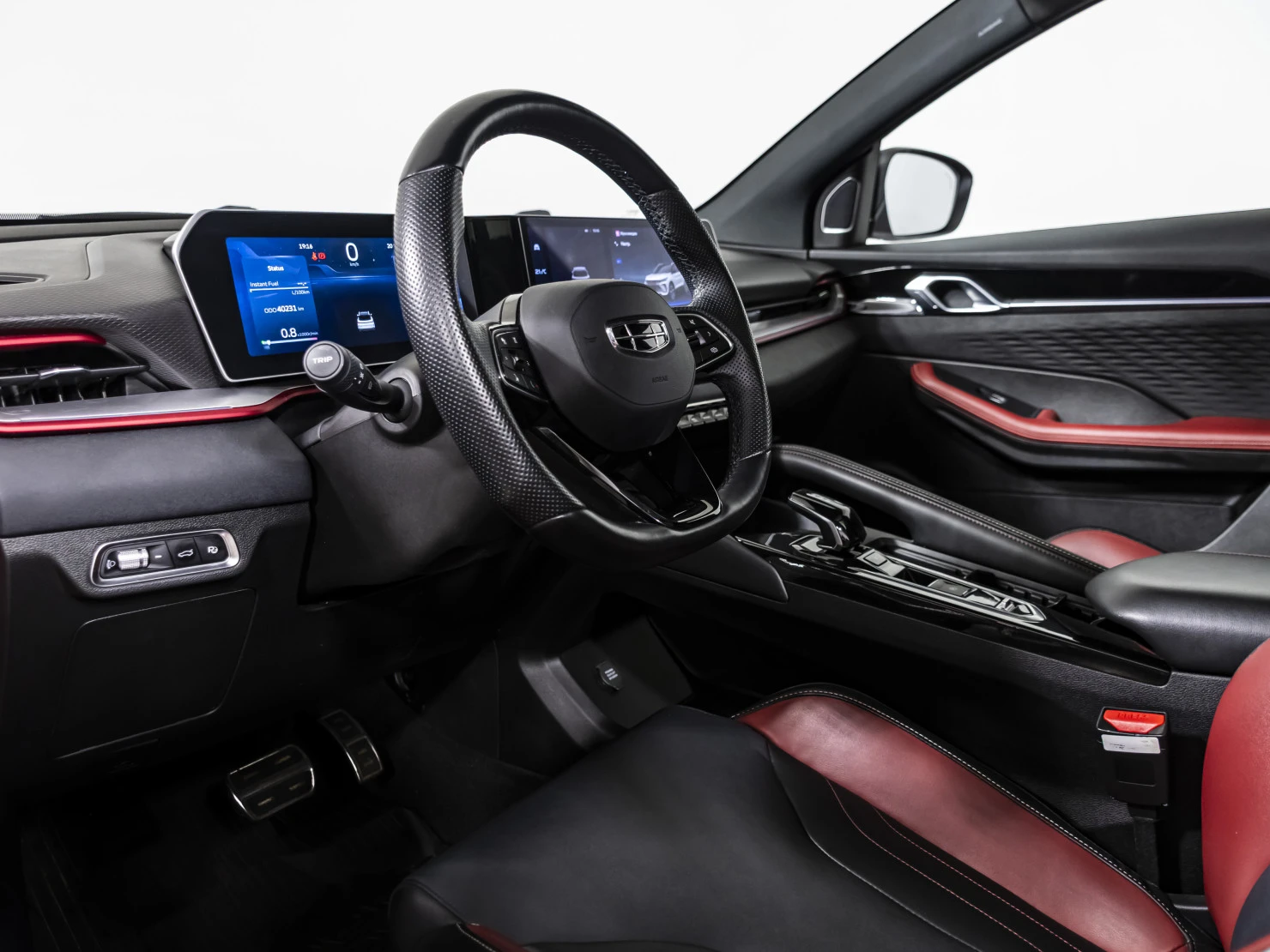 Geely Coolray, 2023