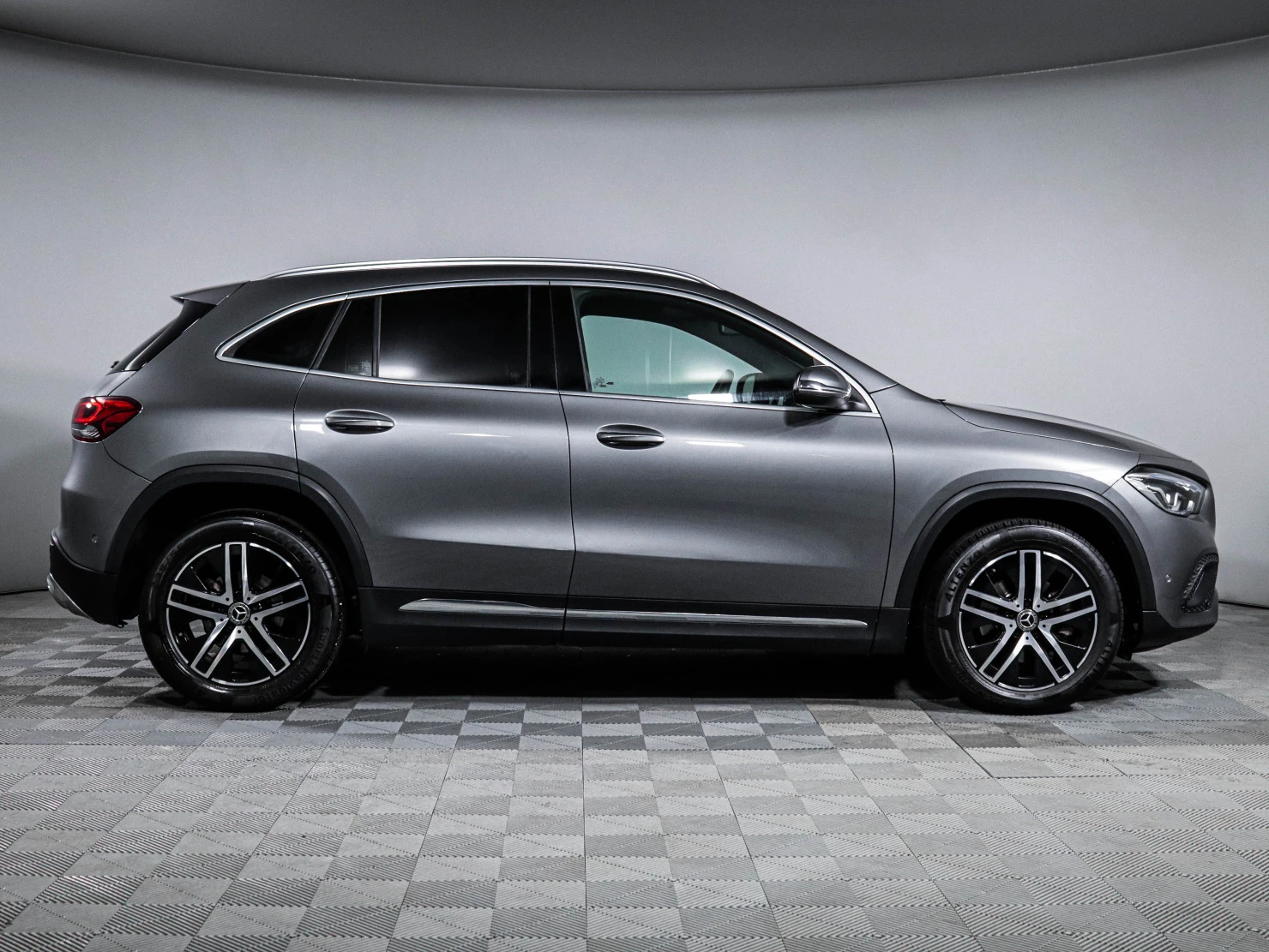 Mercedes-Benz GLA, 2020