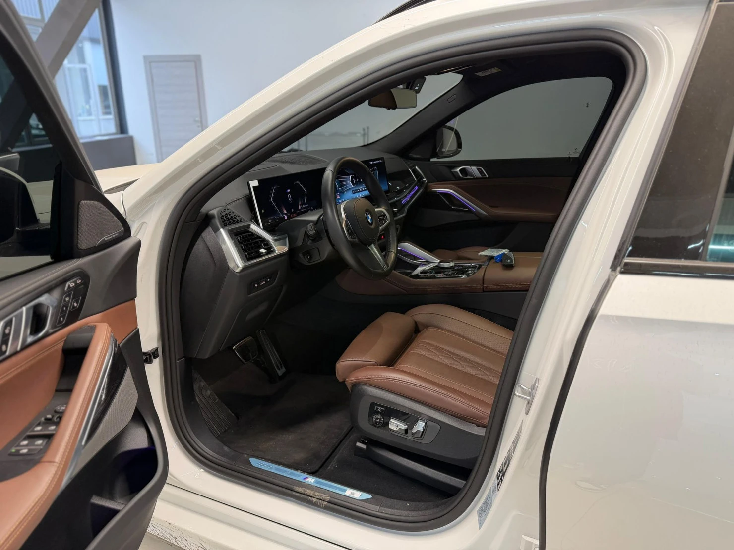 BMW X6, 2025