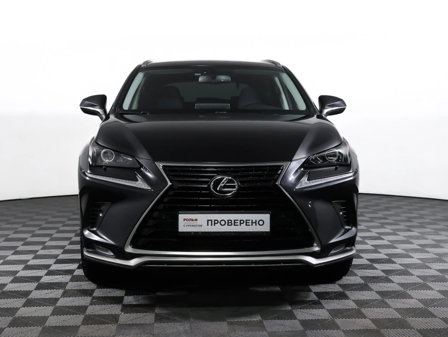 Lexus NX, 2020