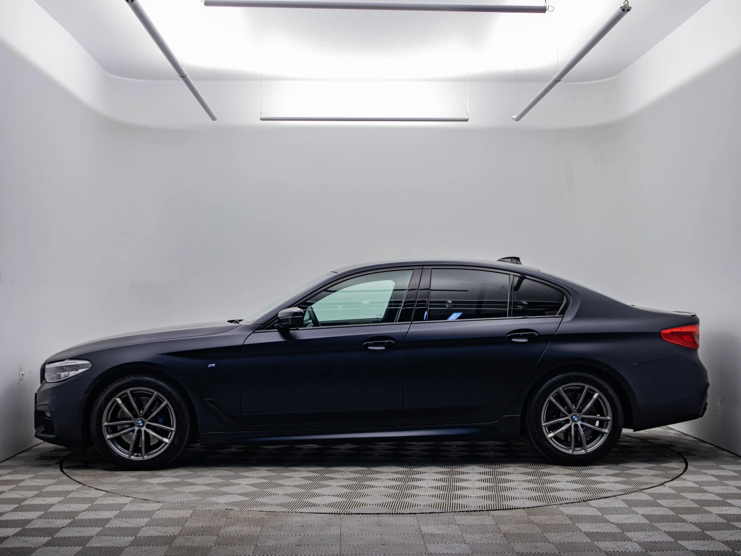 BMW 5 серии, 2019