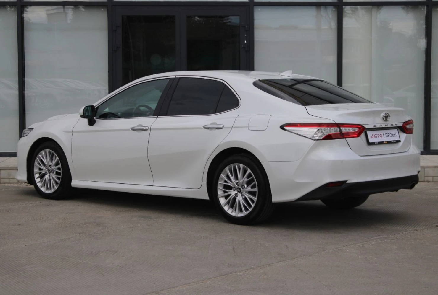 Toyota Camry, 2019