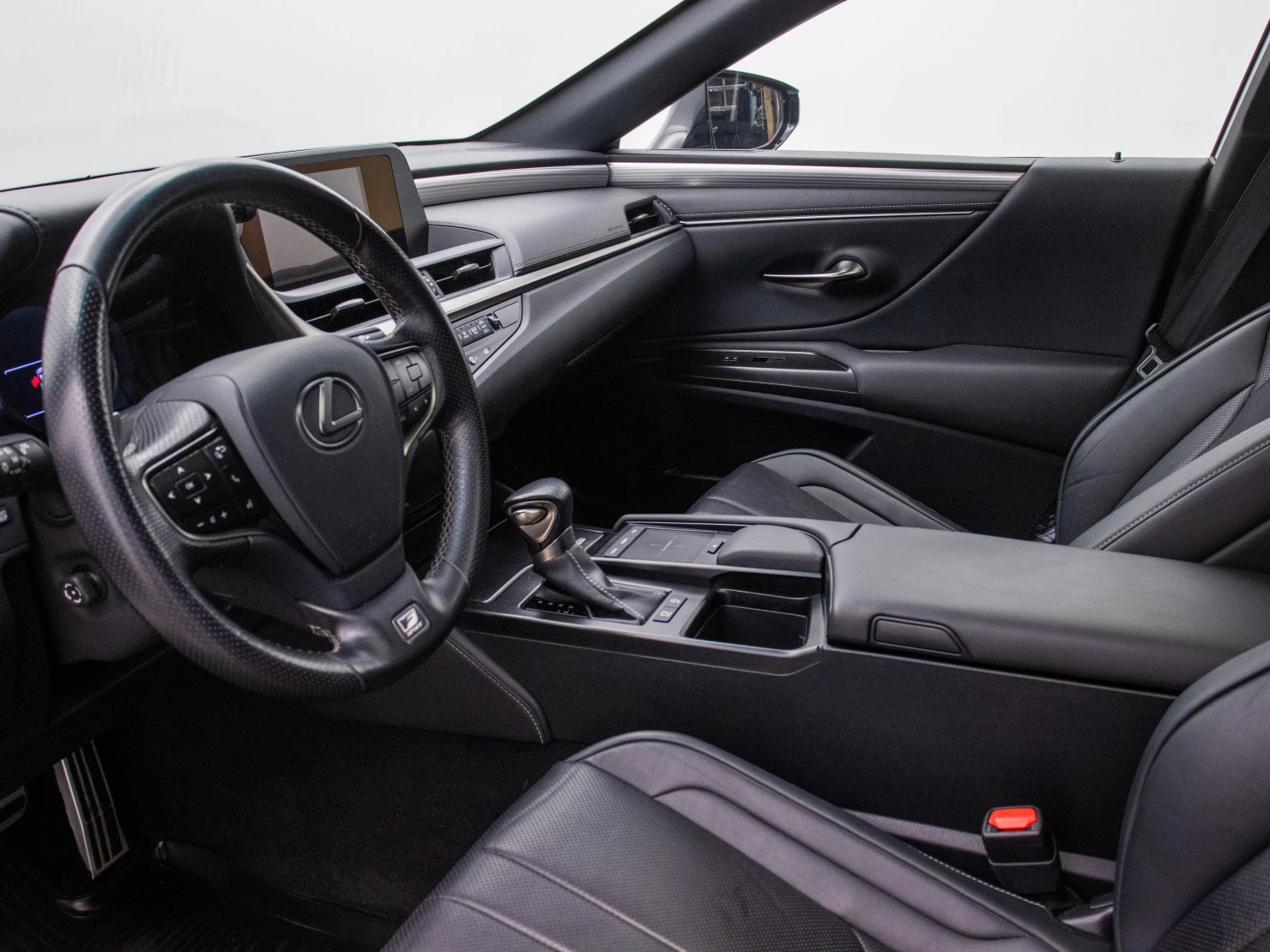 Lexus ES, 2020