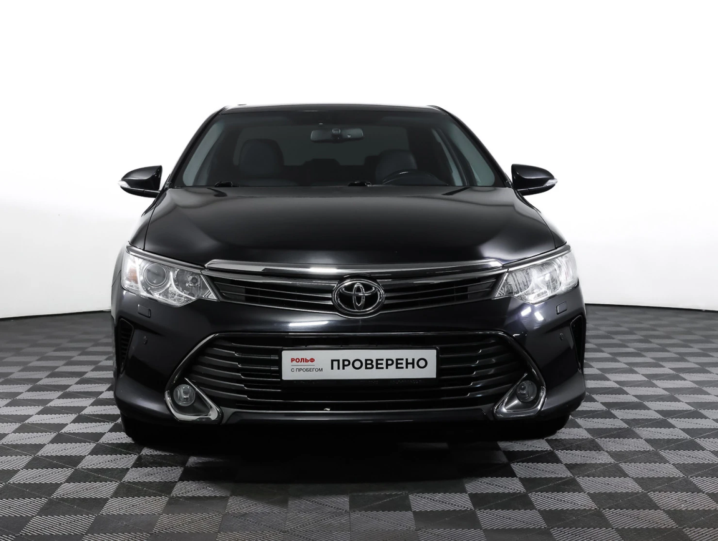 Toyota Camry, 2015