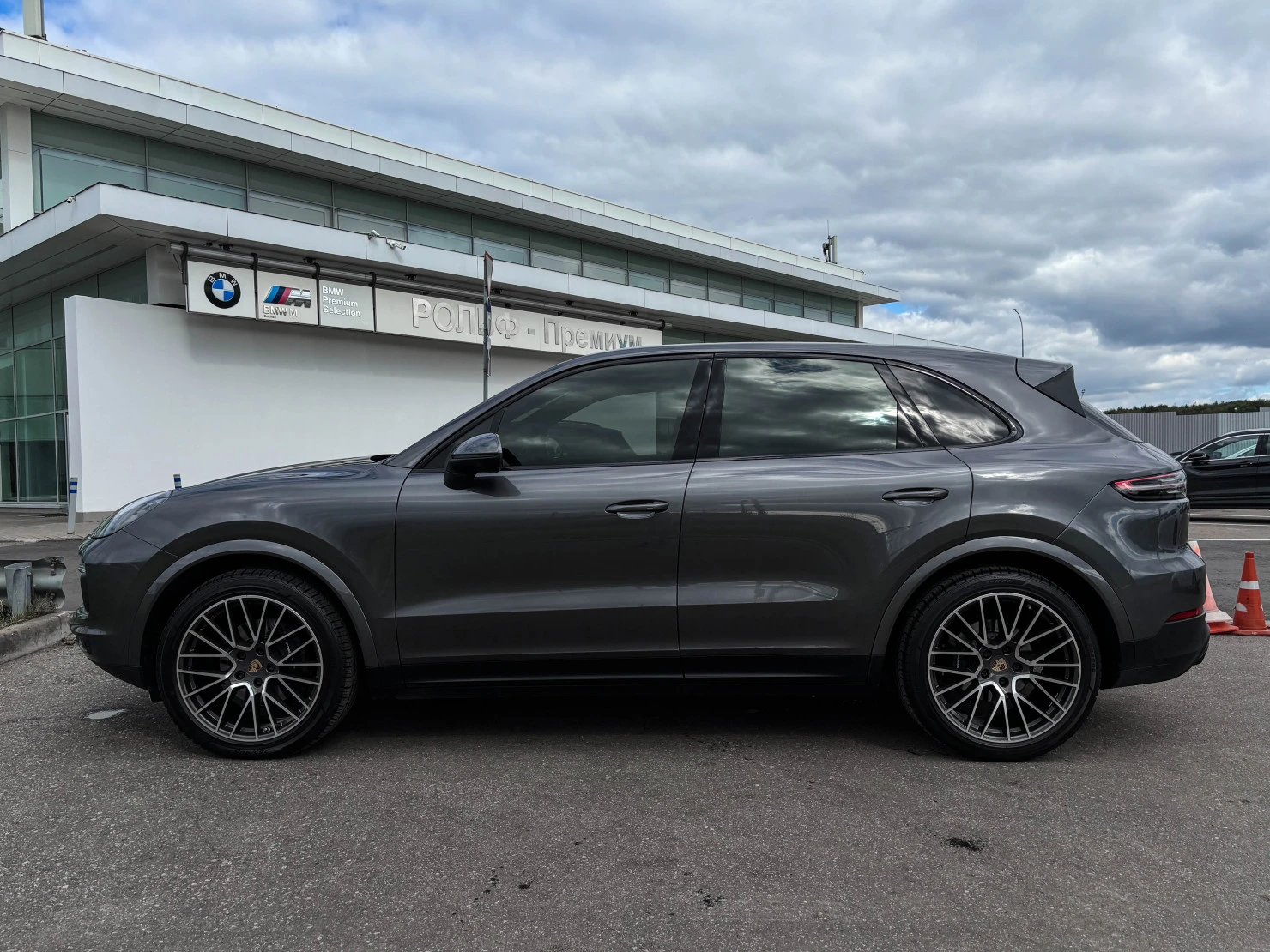 Porsche Cayenne, 2020